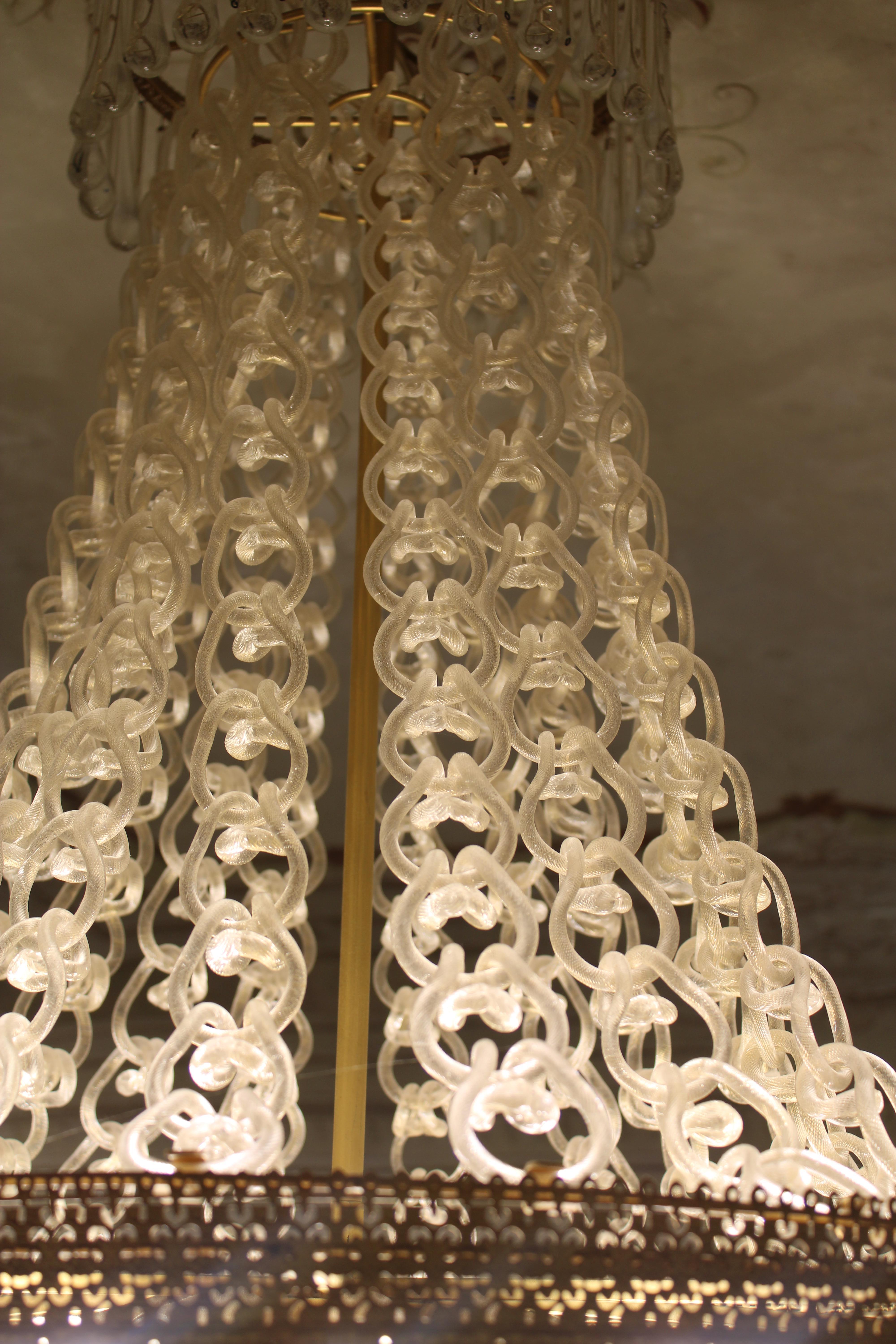 Archimdede Seguso 1950s Italy chandelier parts with gold and yellow powder Elegant For Sale 3