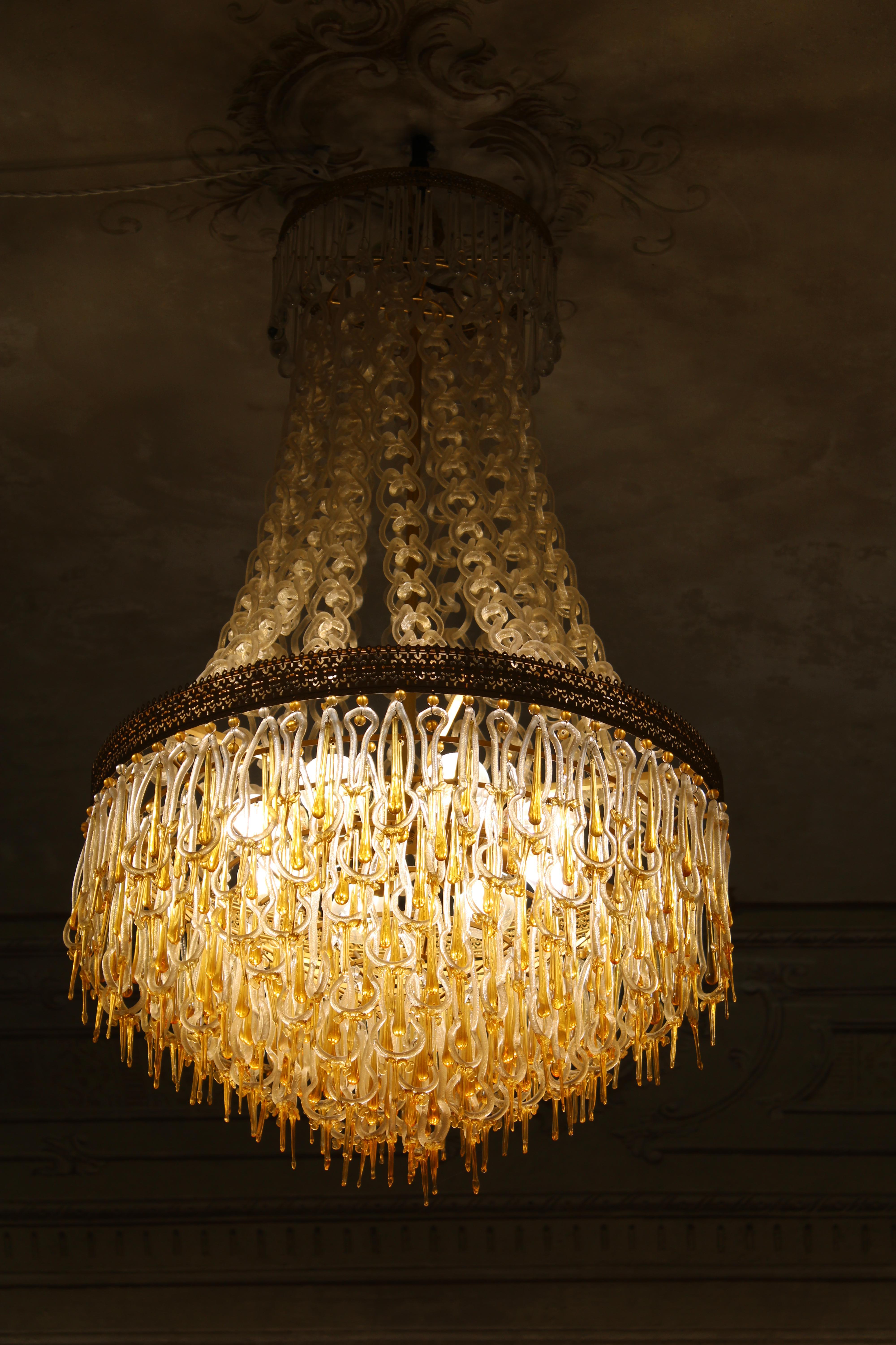 Brass Archimdede Seguso 1950s Italy chandelier parts with gold and yellow powder Elegant For Sale