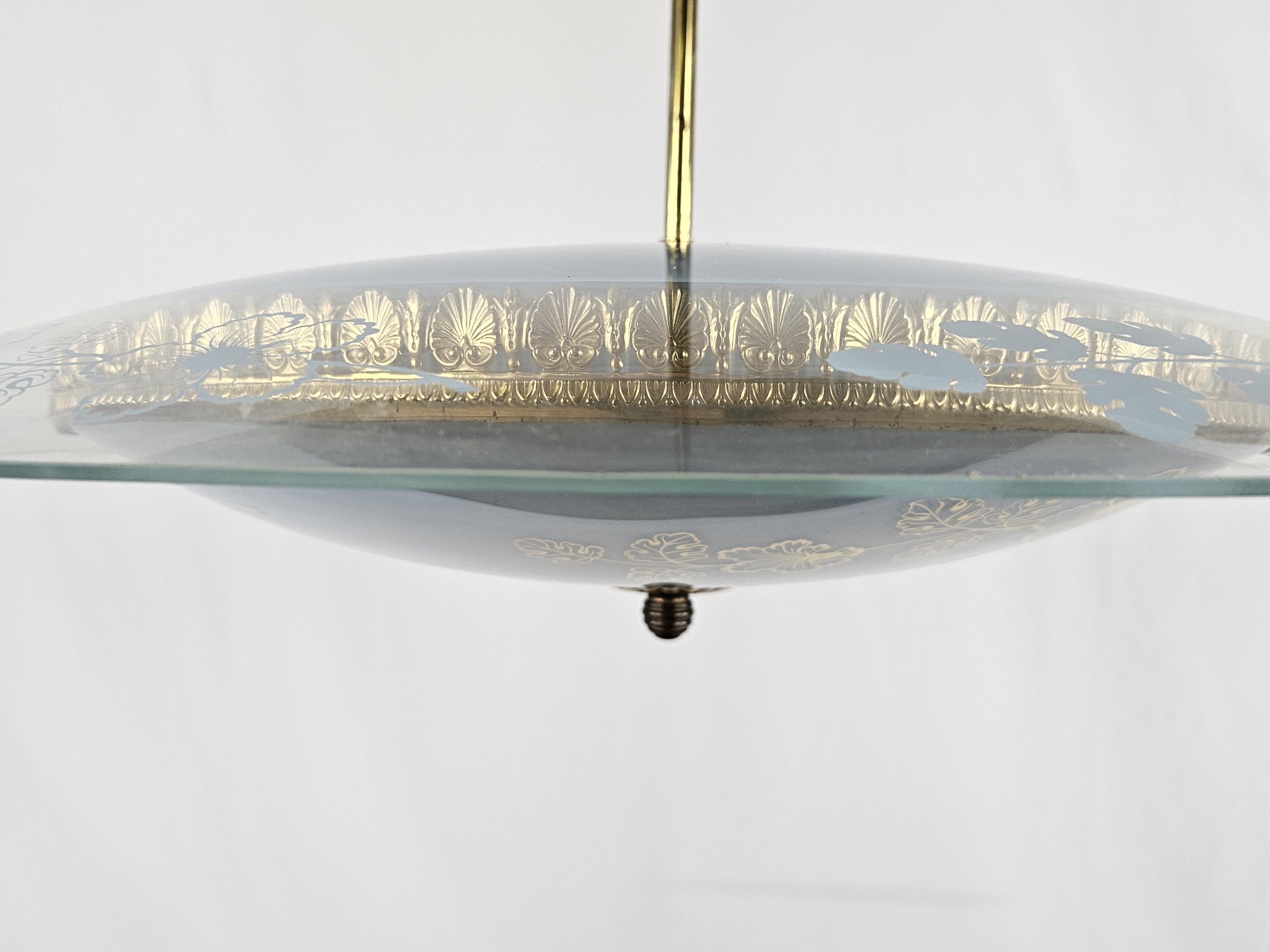 Brass Chandelier attributed to Pietro Chiesa for Fontana Arte, 1940s For Sale