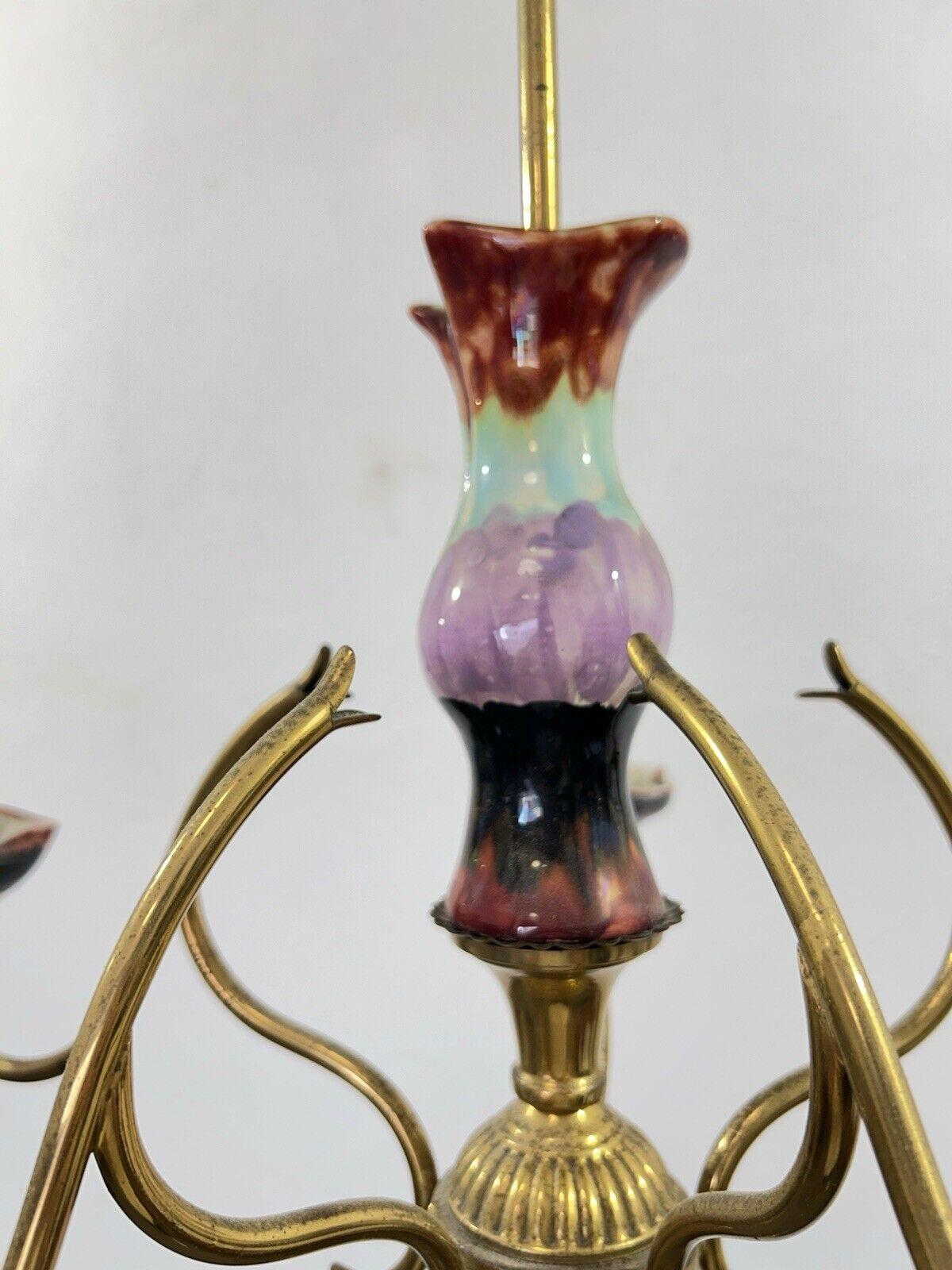 Mid-20th Century Lustre à 5 lumières en laiton et céramique polychrome Design 1960's en vente