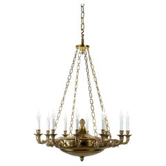 Classic 12-light chandelier with chains