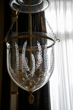 Lampadario classico in vetro e ottone tagliato a mano