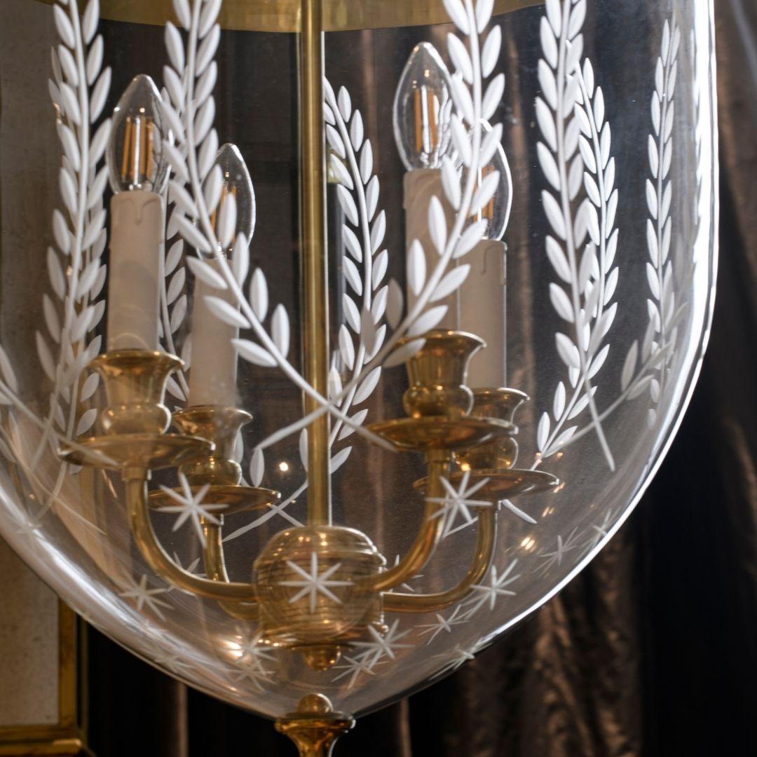 Contemporary Classic hand-cut glass and brass chandelier For Sale
