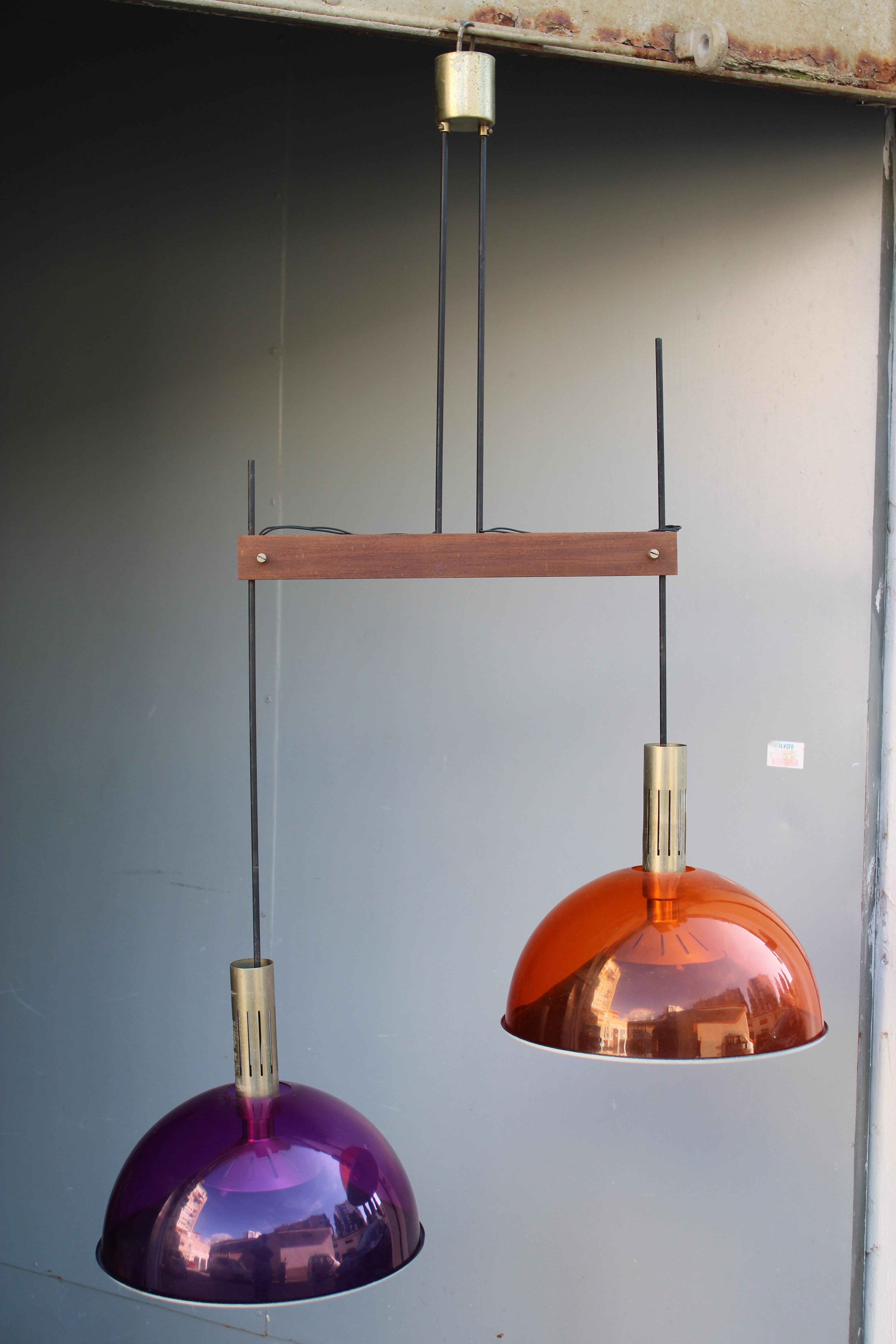 Lámpara de araña Stilux Milano de mediados de siglo de 1950 de color rojo púrpura Moderno de mediados de siglo en venta