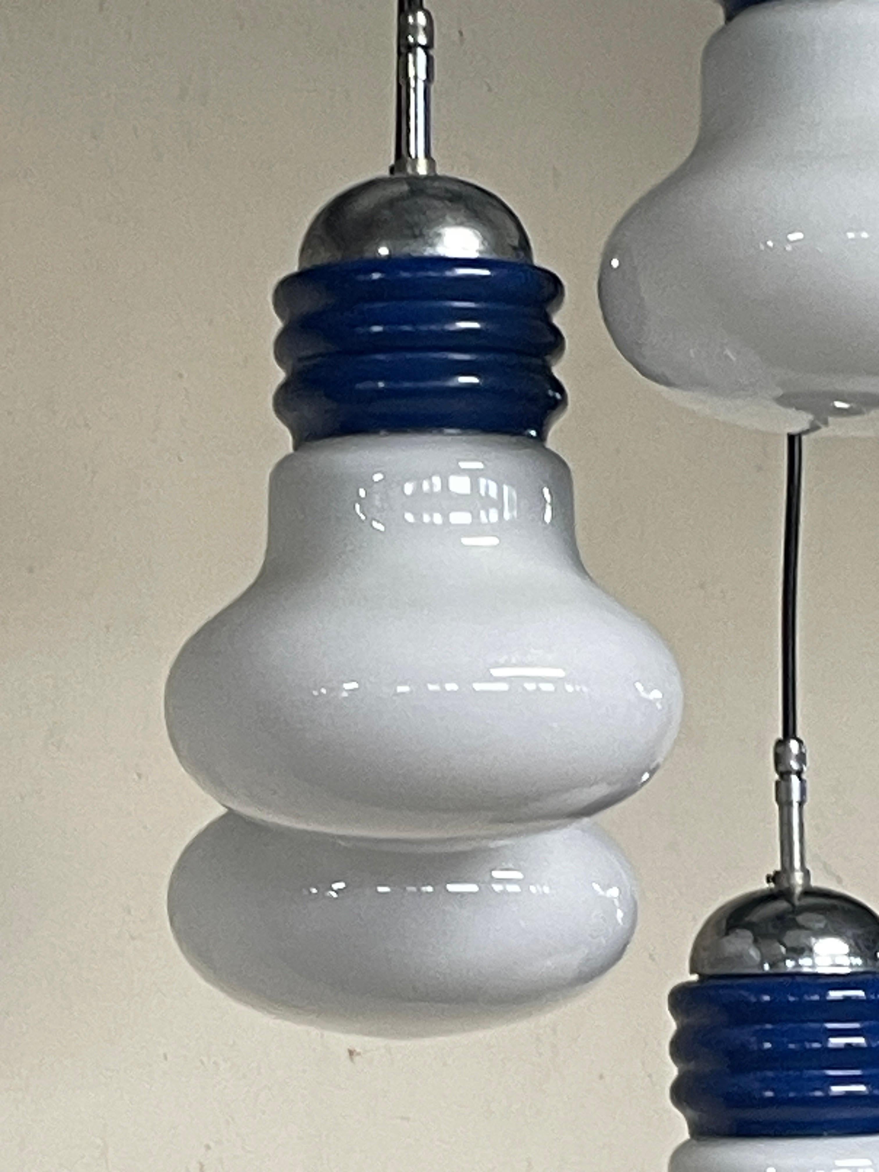 Lámpara de araña de los años 70 con 5 colgantes modelo Lampadina fabricada por Tronconi en Bueno estado para la venta en SAN PIETRO MOSEZZO, NO