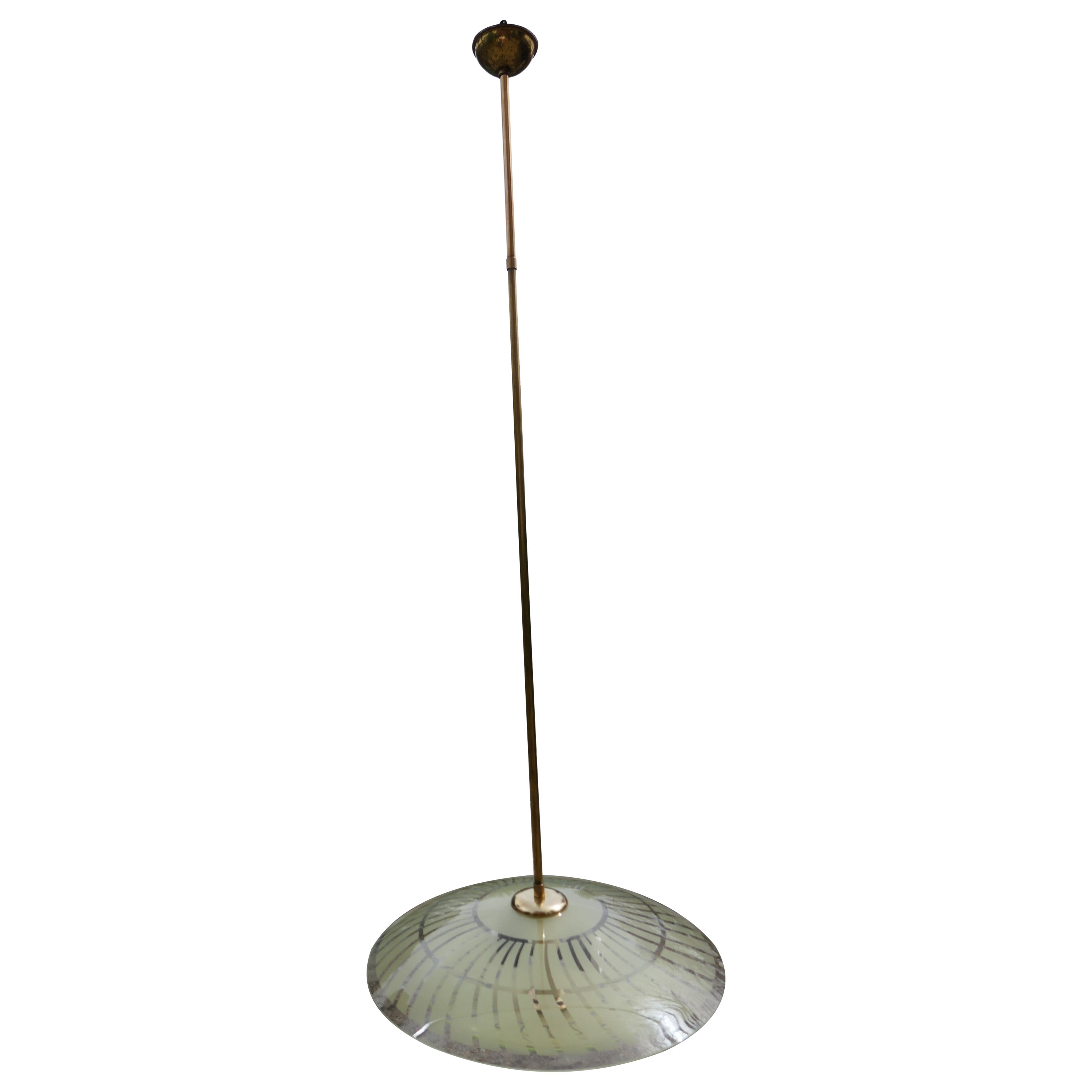 Lampadario con vetri sabbiati stile Pietro Chiesa