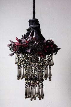 Lampadario contemporaneo Iron Flowers Mignon, cristalli, ferro e tessuto, nero