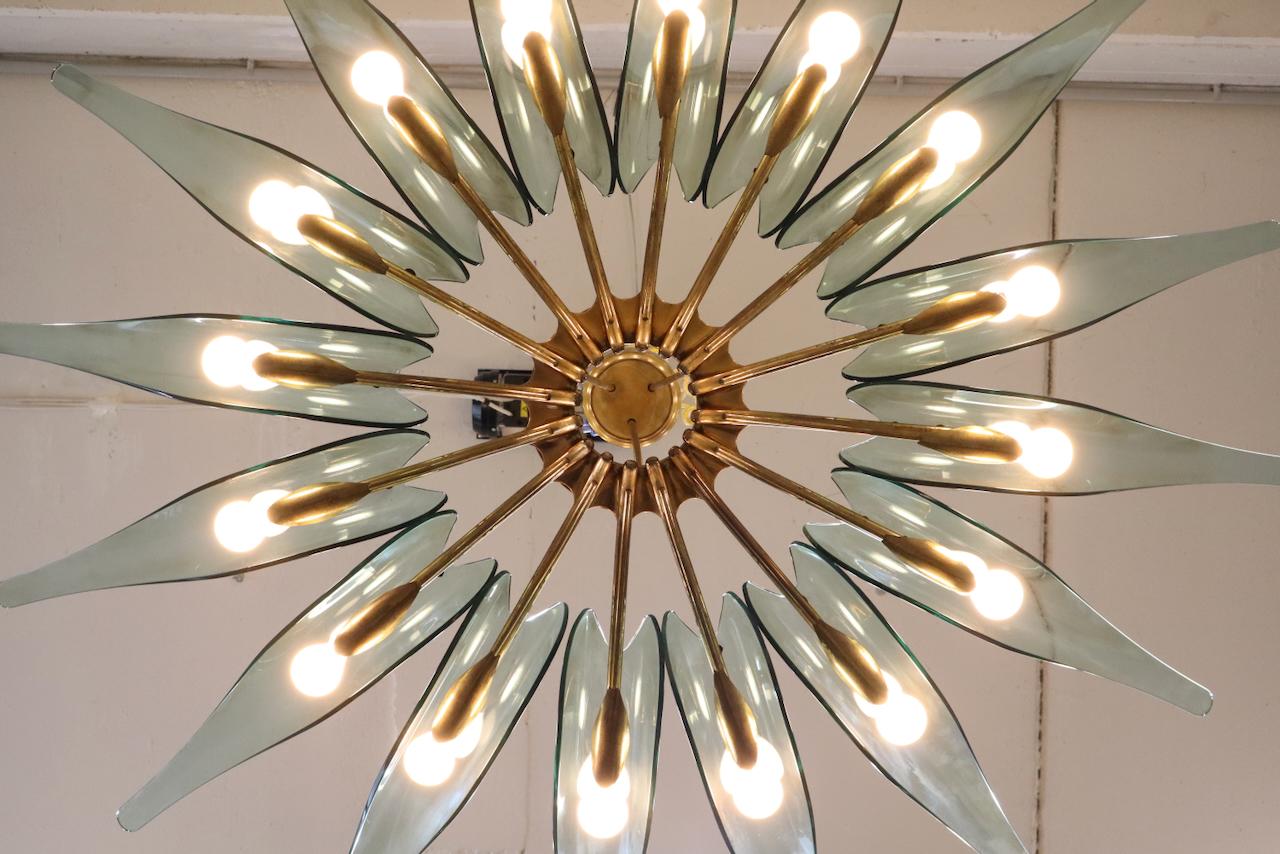 Lampadario Dahlia modello '1563' di Max Ingrand per Fontana Arte, Italia, 1955 For Sale 10