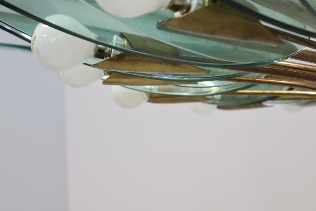 Lampadario Dahlia modello '1563' di Max Ingrand per Fontana Arte, Italia, 1955 In Excellent Condition For Sale In Rovereta, Repubblica di San Marino