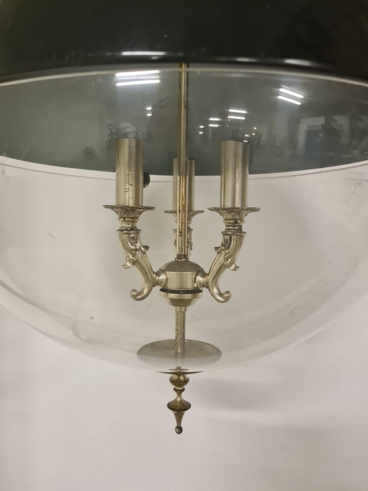 Lampadario dallo stile vittoriano in perspex in vendita 2