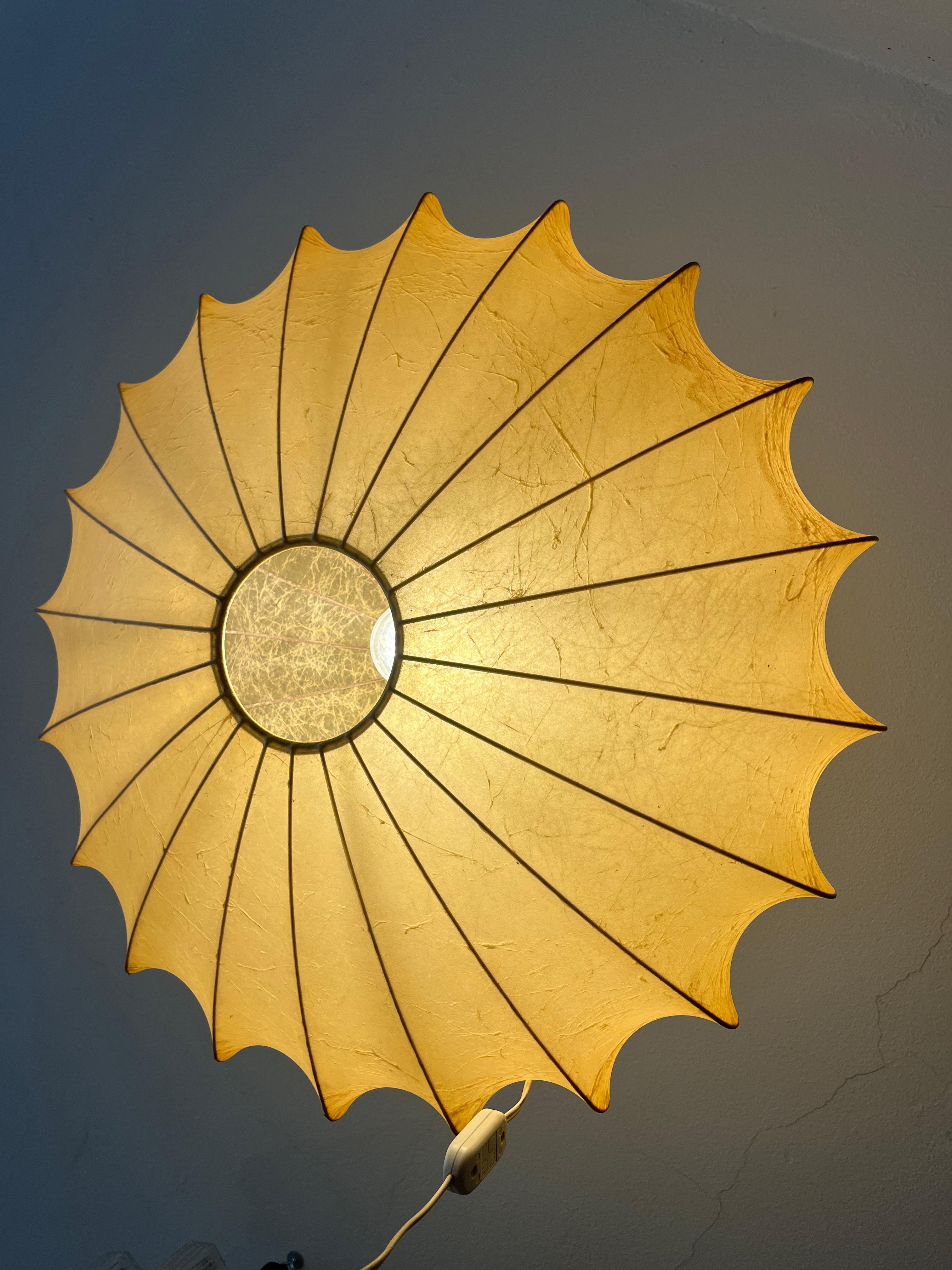 Mid-Century Modern Bubble series chandelier designed by George Nelson 1960s