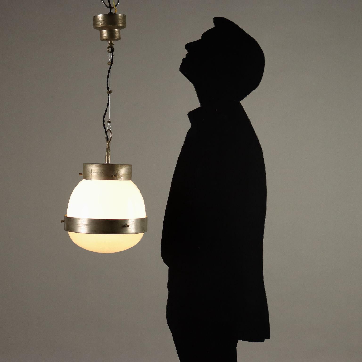 Mid-Century Modern Lampadario Delta di Sergio Mazza per Artemide  Anni 60 For Sale