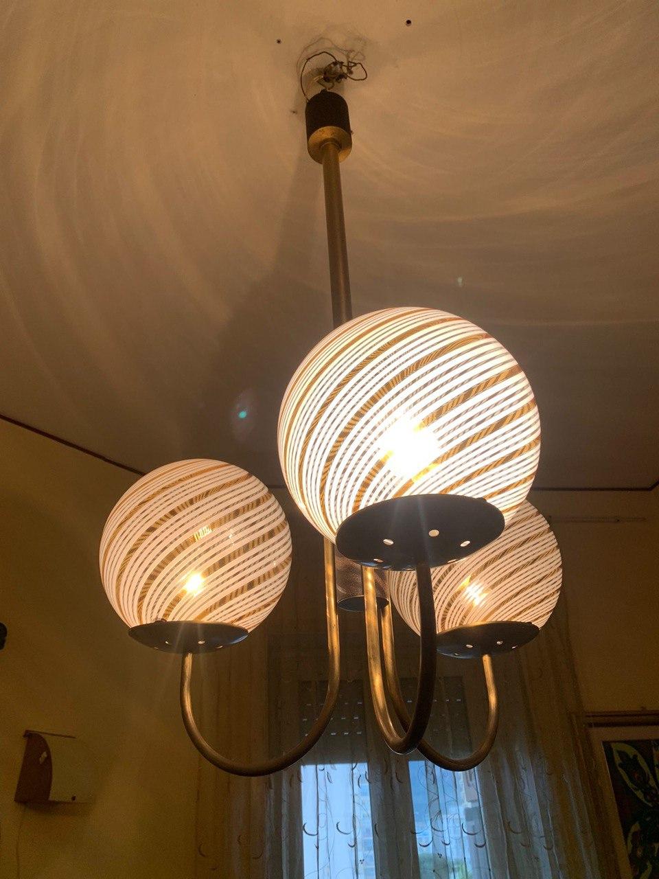 Lampadario di Paolo Venini con vetri Murano lavorati a filigrana, 1970 In Good Condition For Sale In Palermo, IT