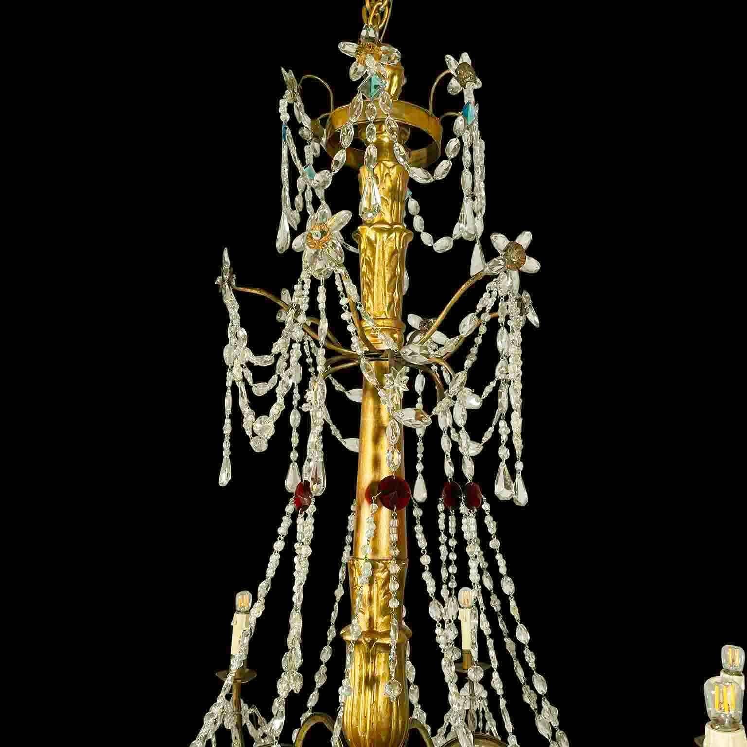 Crystal Lampadario Genovese Italiano 1780 in Legno Dorato e Perline Cristallo Sei Luci For Sale