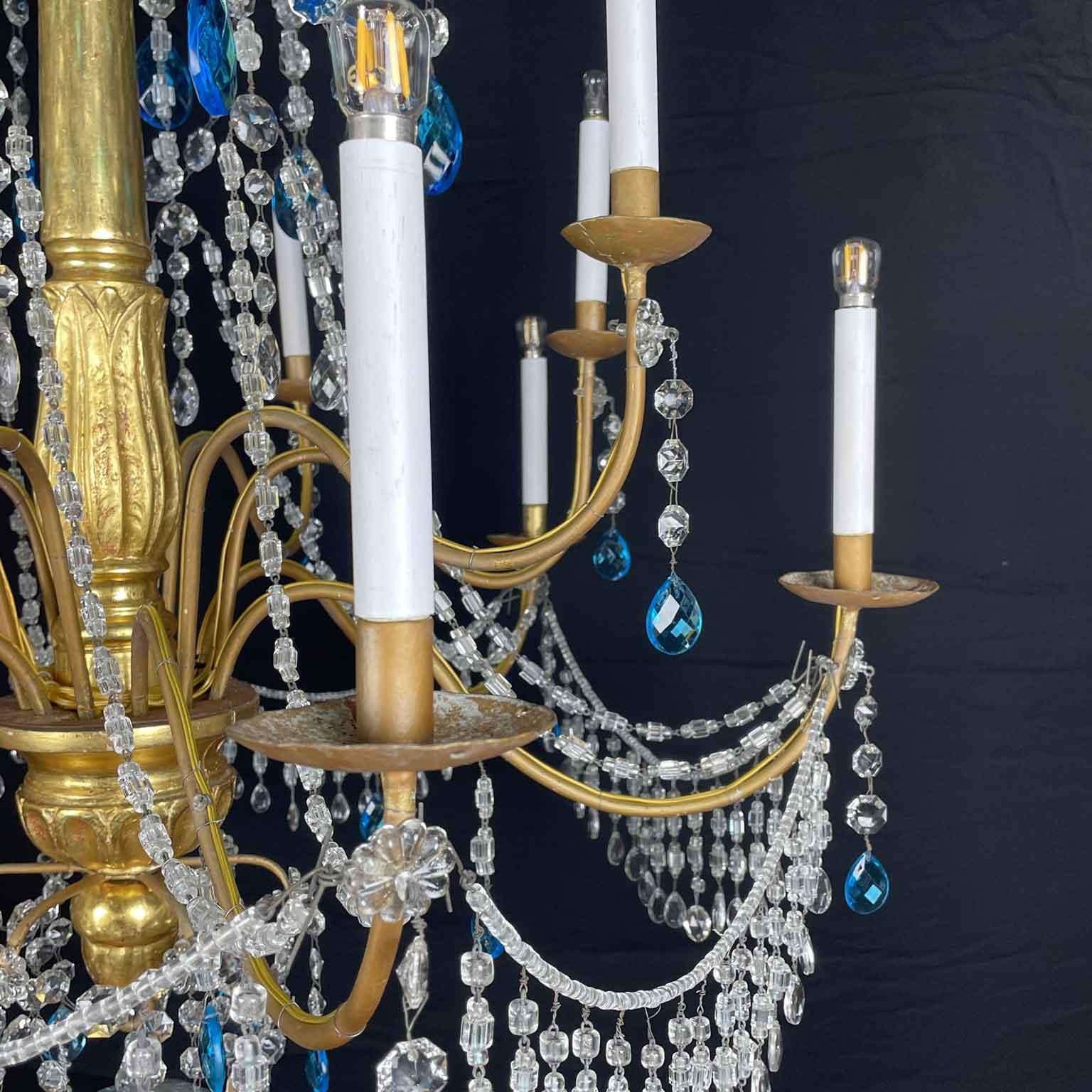 Italian Genovese Empire Chandelier 1780 in Gilded Wood and Crystal Twelve Lights For Sale 8