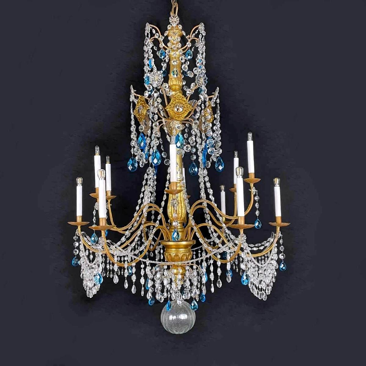 Italian Genovese Empire Chandelier 1780 in Gilded Wood and Crystal Twelve Lights For Sale 11