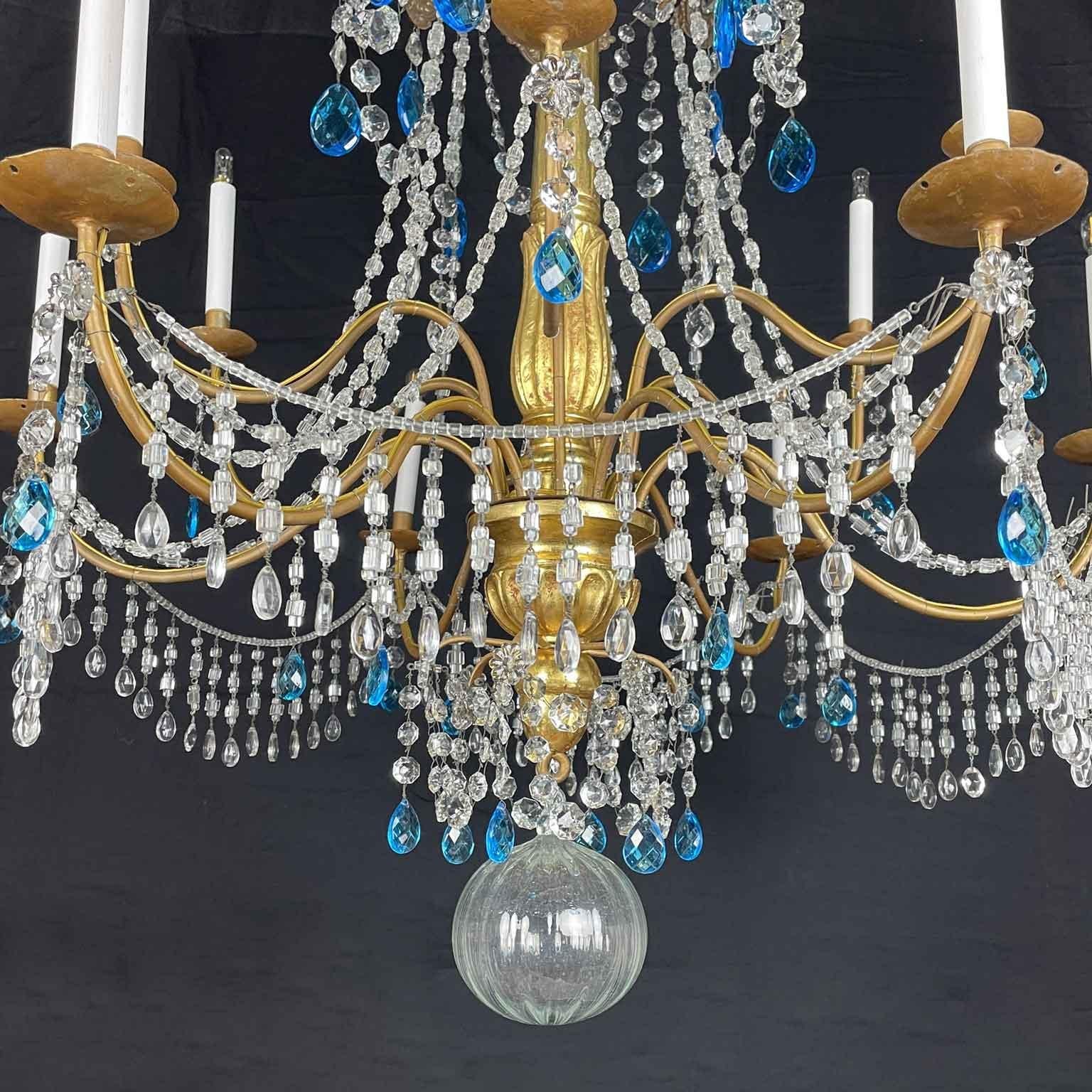 Italian Genovese Empire Chandelier 1780 in Gilded Wood and Crystal Twelve Lights For Sale 10