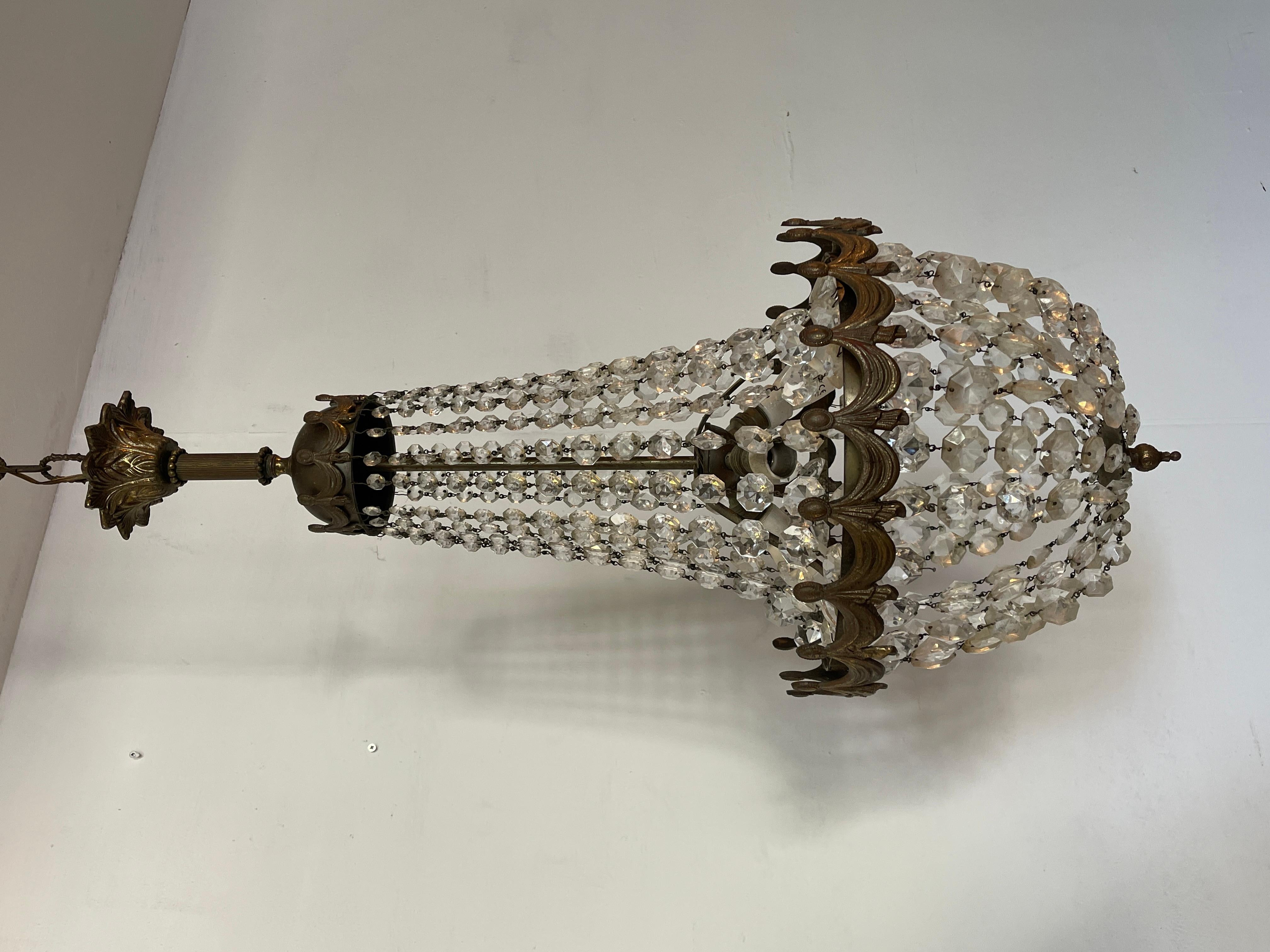 Lampadario in bronzo e cristallo stile imperio anni '50 In condizioni buone in vendita a Cantù, IT