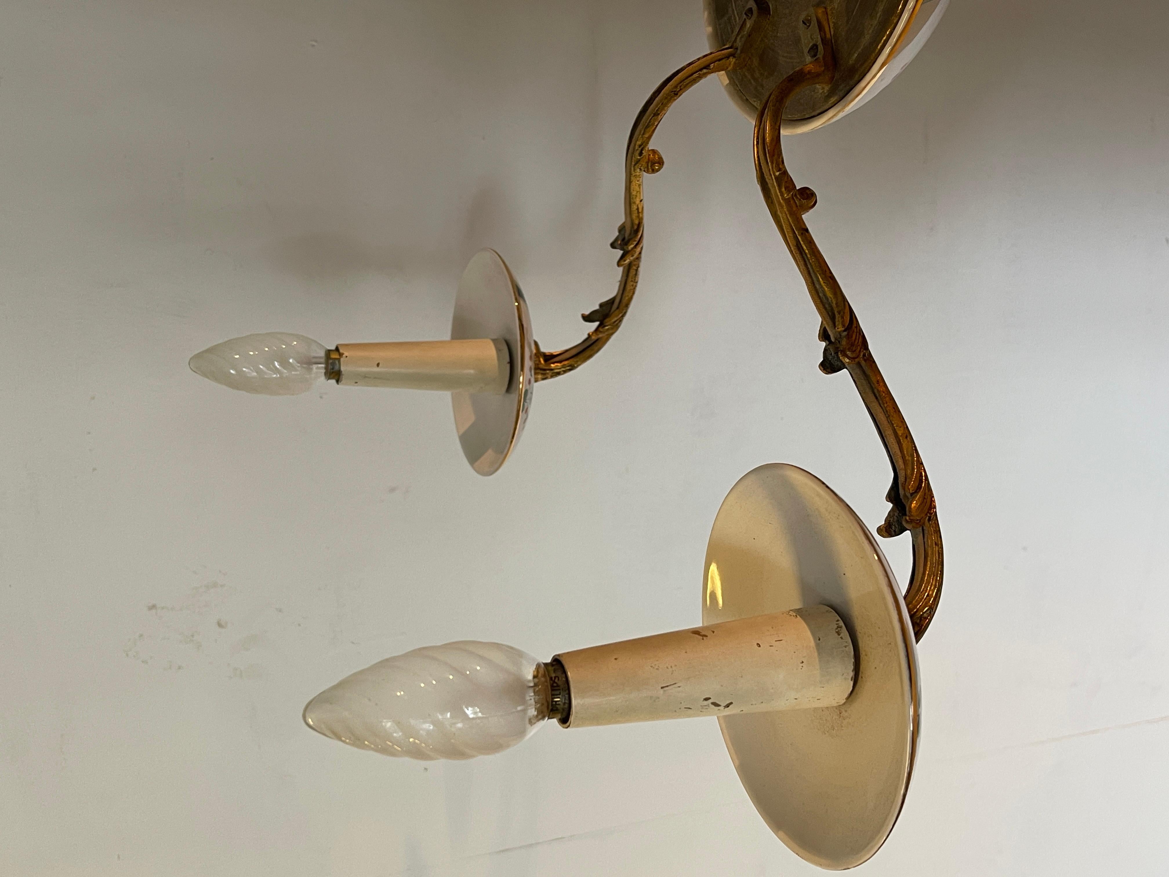 Lampadario in bronzo e ceramica con decorazione floreale italian XX secolo in vendita 3