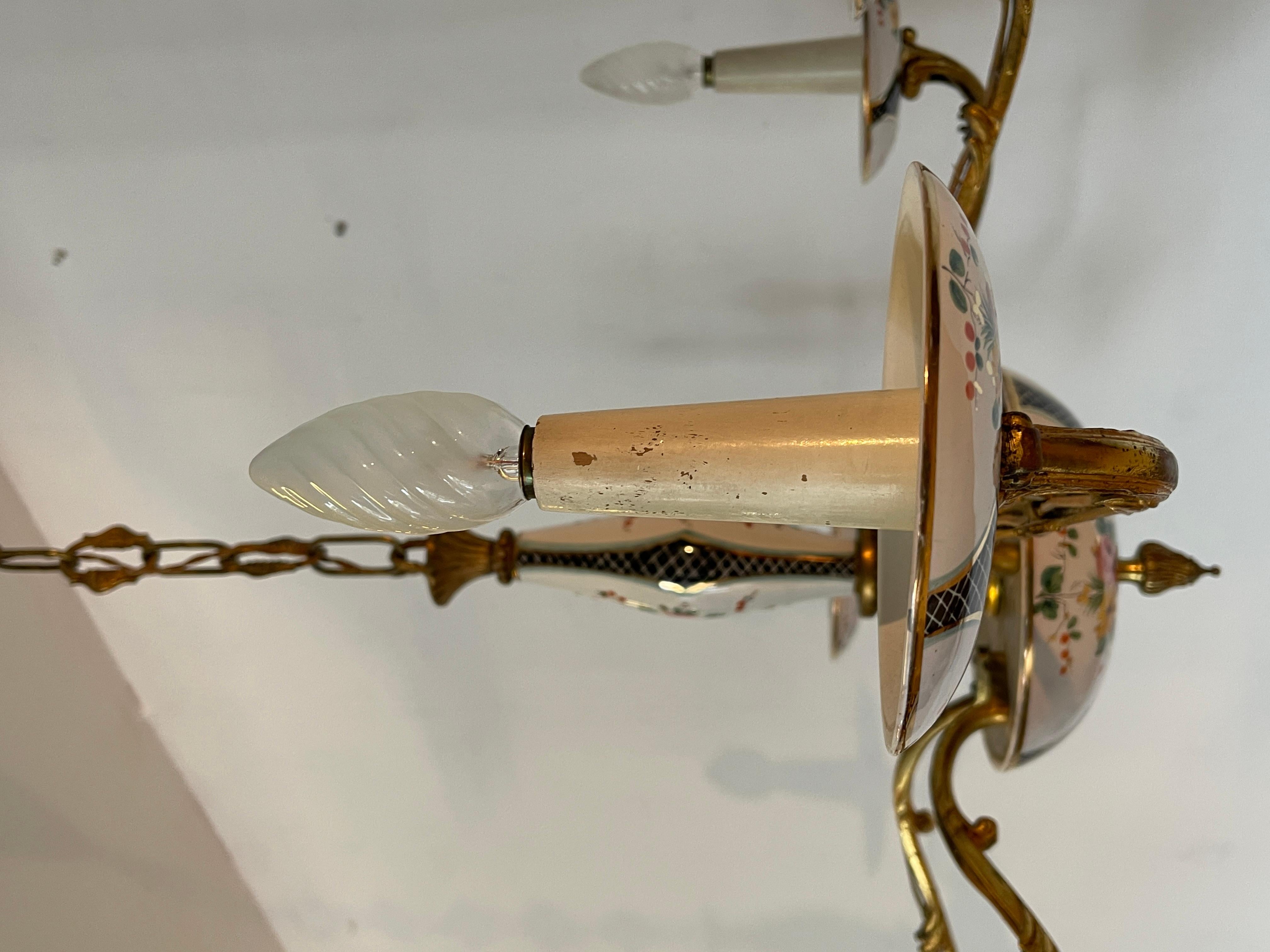 20th Century Lampadario in bronzo e ceramica con decorazione floreale italian XX secolo in vendita