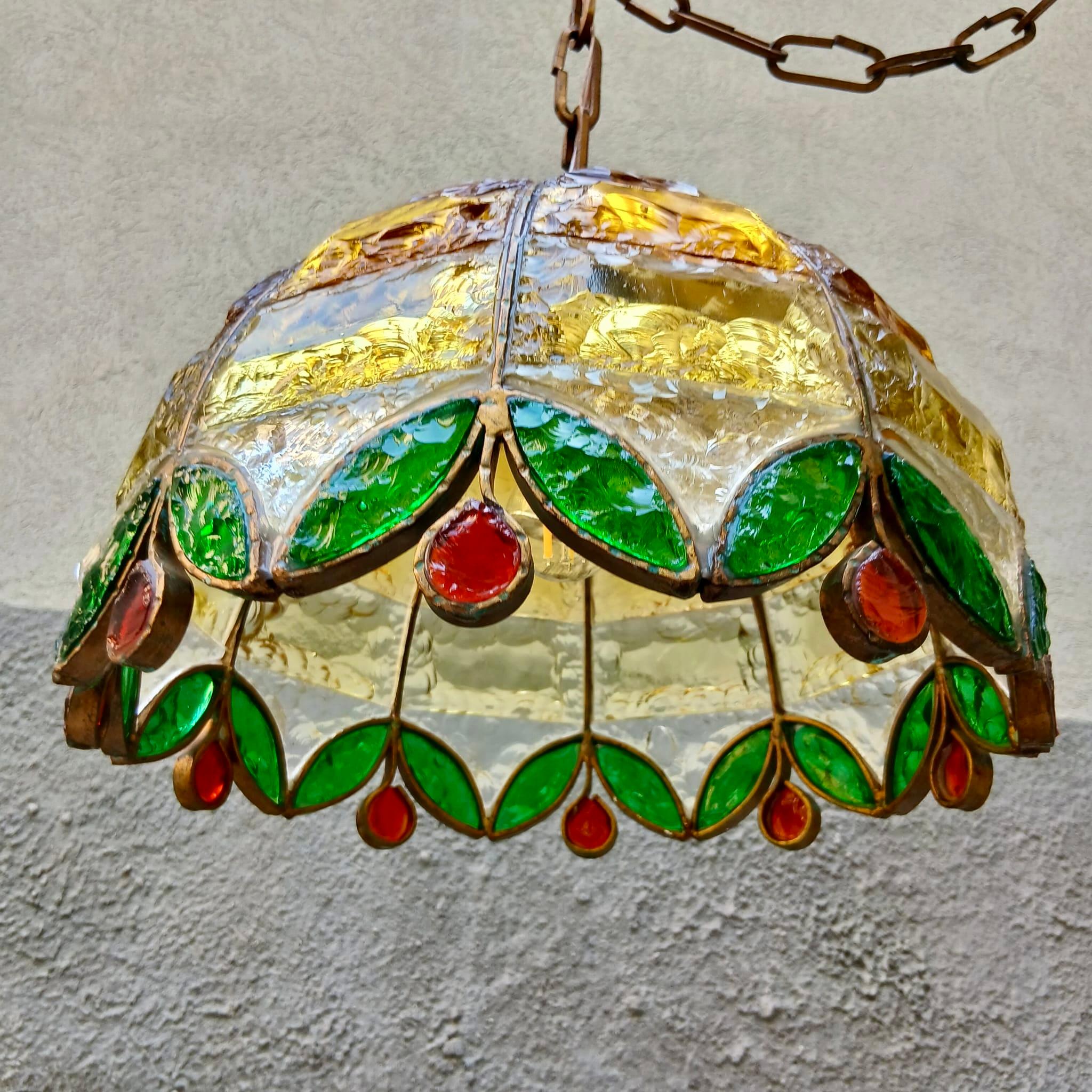 Lampadario in Ferro e Vetro Scalpellato Multicolor - Poliarte - Italia, Anni '60 In condizioni buone in vendita a Milano, IT