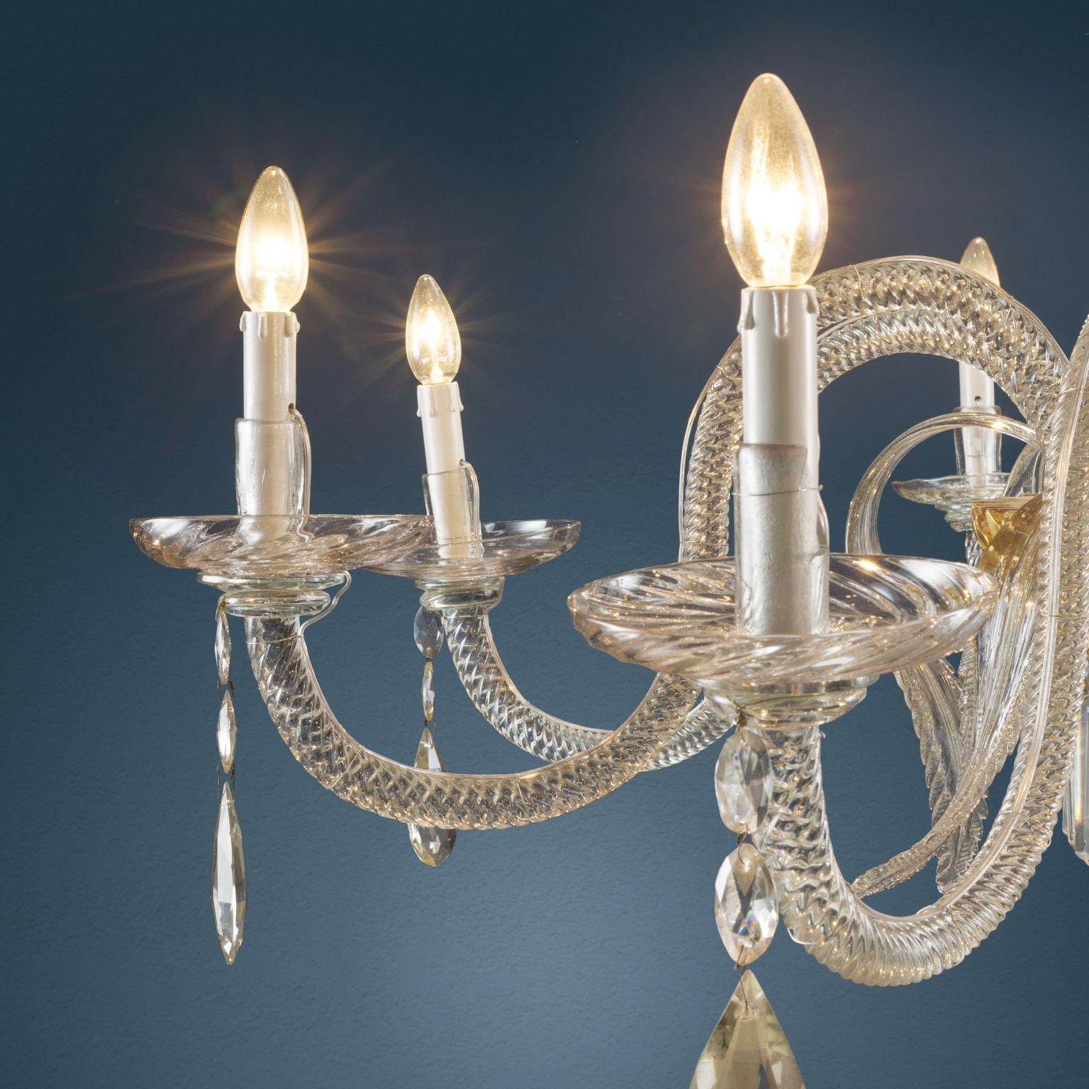 Italian Gilded Wood and Crystal Chandelier. Florence, early 19th century For Sale