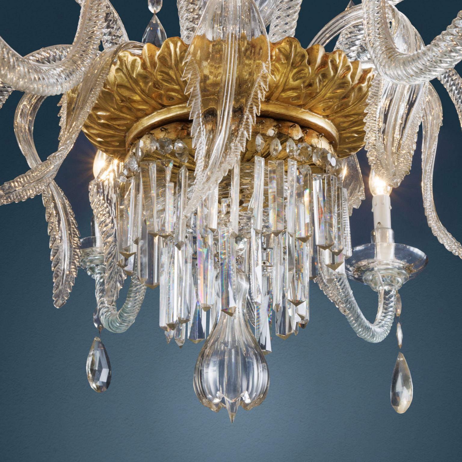 Gilt Gilded Wood and Crystal Chandelier. Florence, early 19th century For Sale