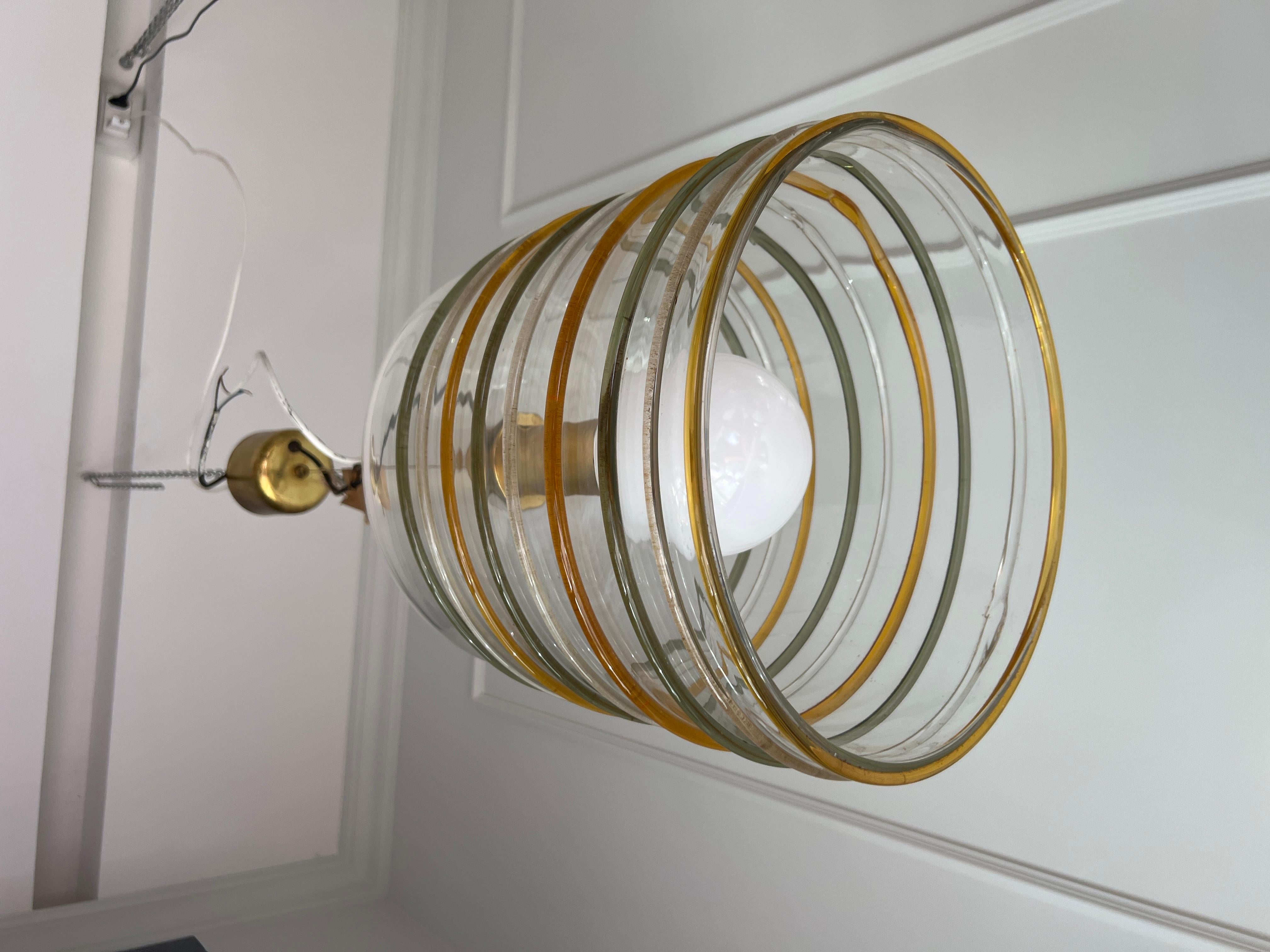 Elegante lampadario in vetro di Murano
Originale vintage 
