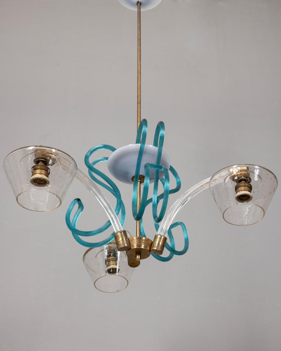 Brass and Murano glass chandelier vintage 1950s Italian design For Sale 3