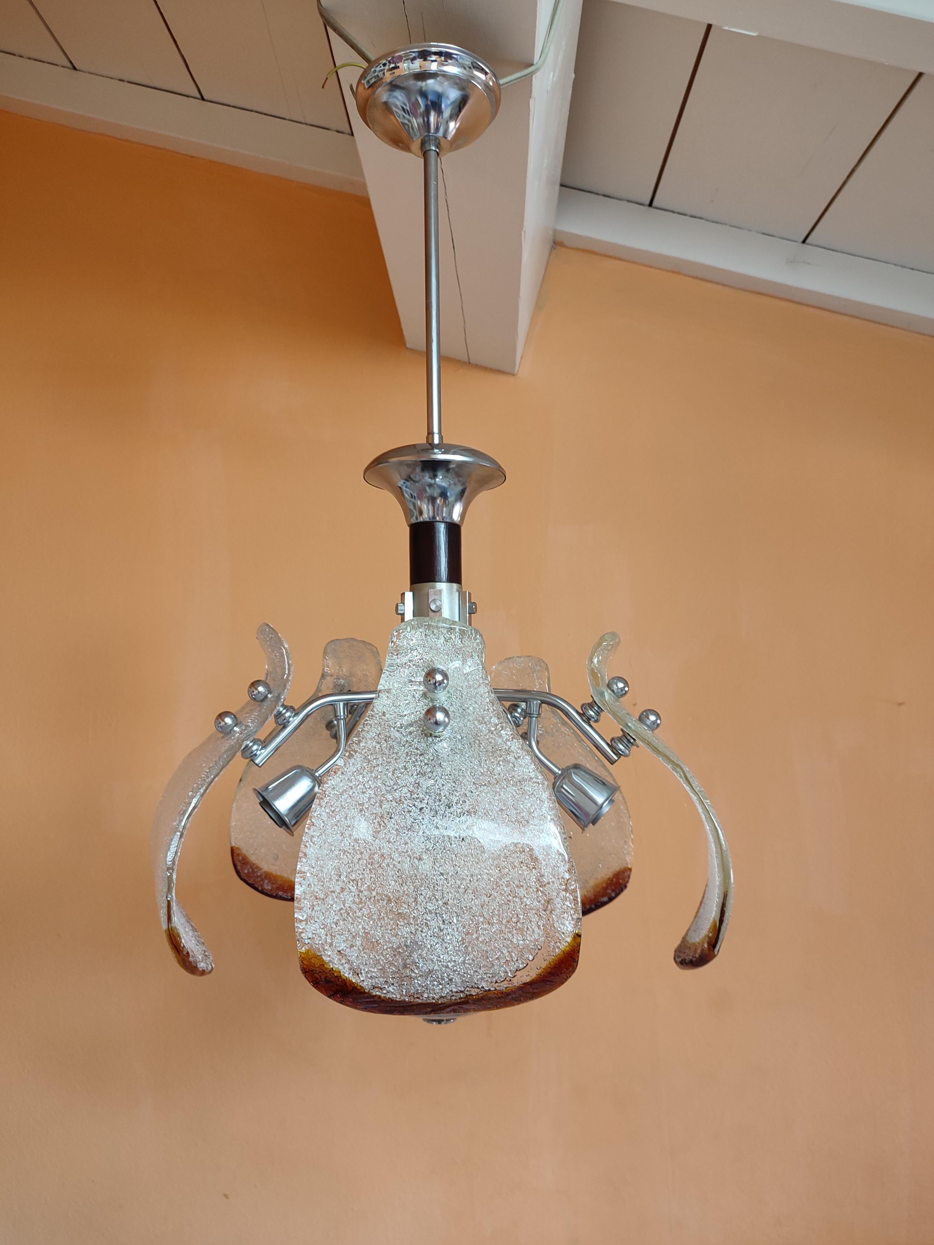Araña de cristal artístico de Murano producida por Mazzega - Italia 1970 en venta 4