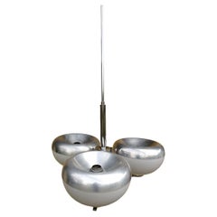 Lampadario in vetro bianco e alluminio di Harvey Guzzini, Italia  anni '70