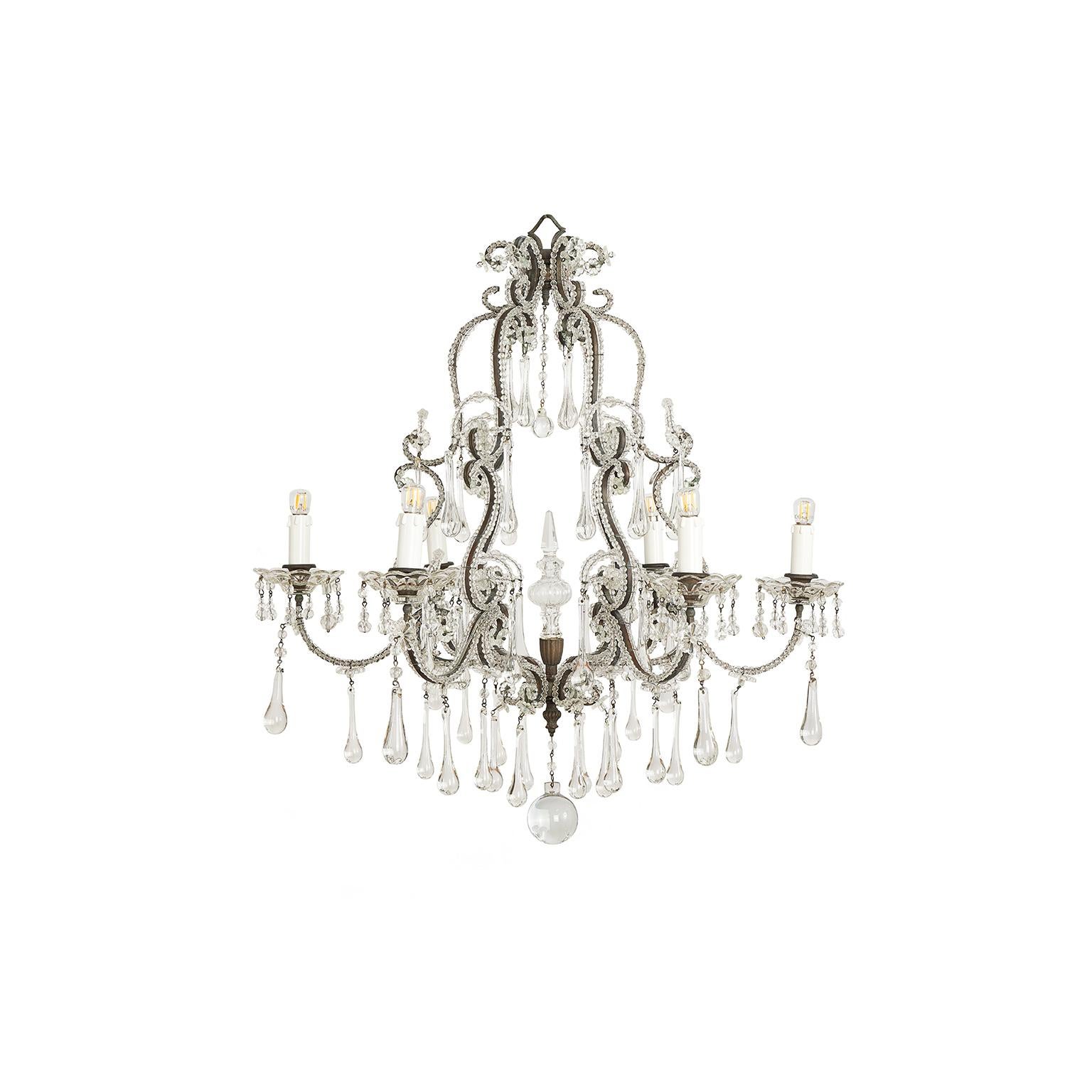 Laiton Lustre italien à huit lumières en cristal perlé Début du 20e siècle en vente