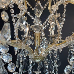 Lampadario Italiano in Cristallo in Stile Maria Teresa 1950s a Nove Luci