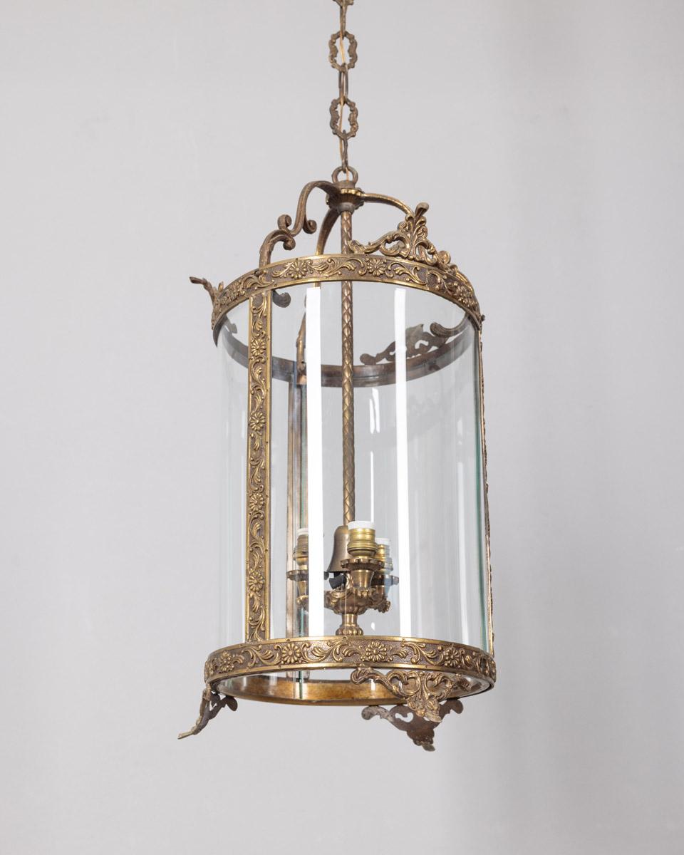 1950s vintage brass and glass lantern chandelier Italian design For Sale 2