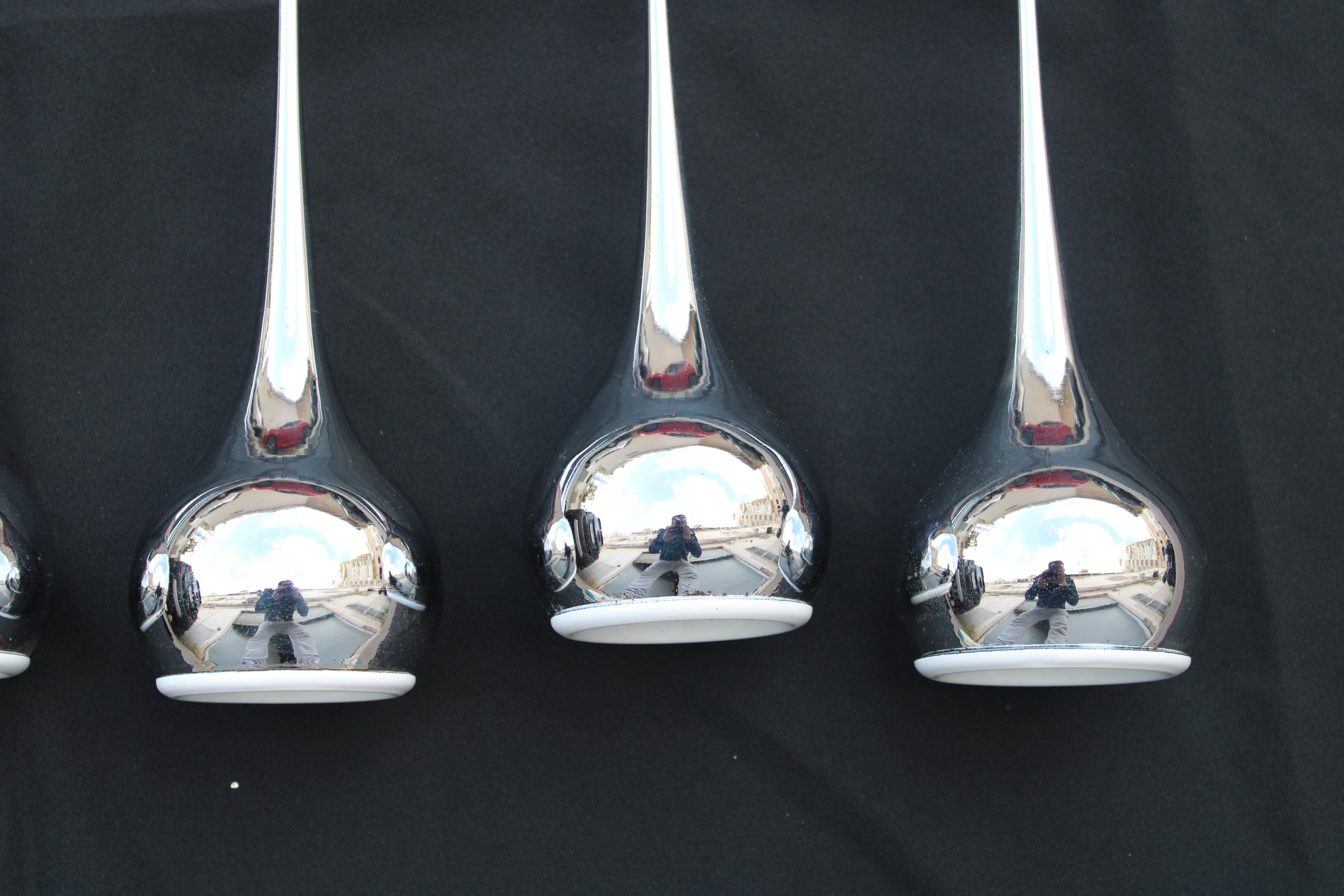 Esperia Lustre minimal en métal chromé 1970 en vente 4