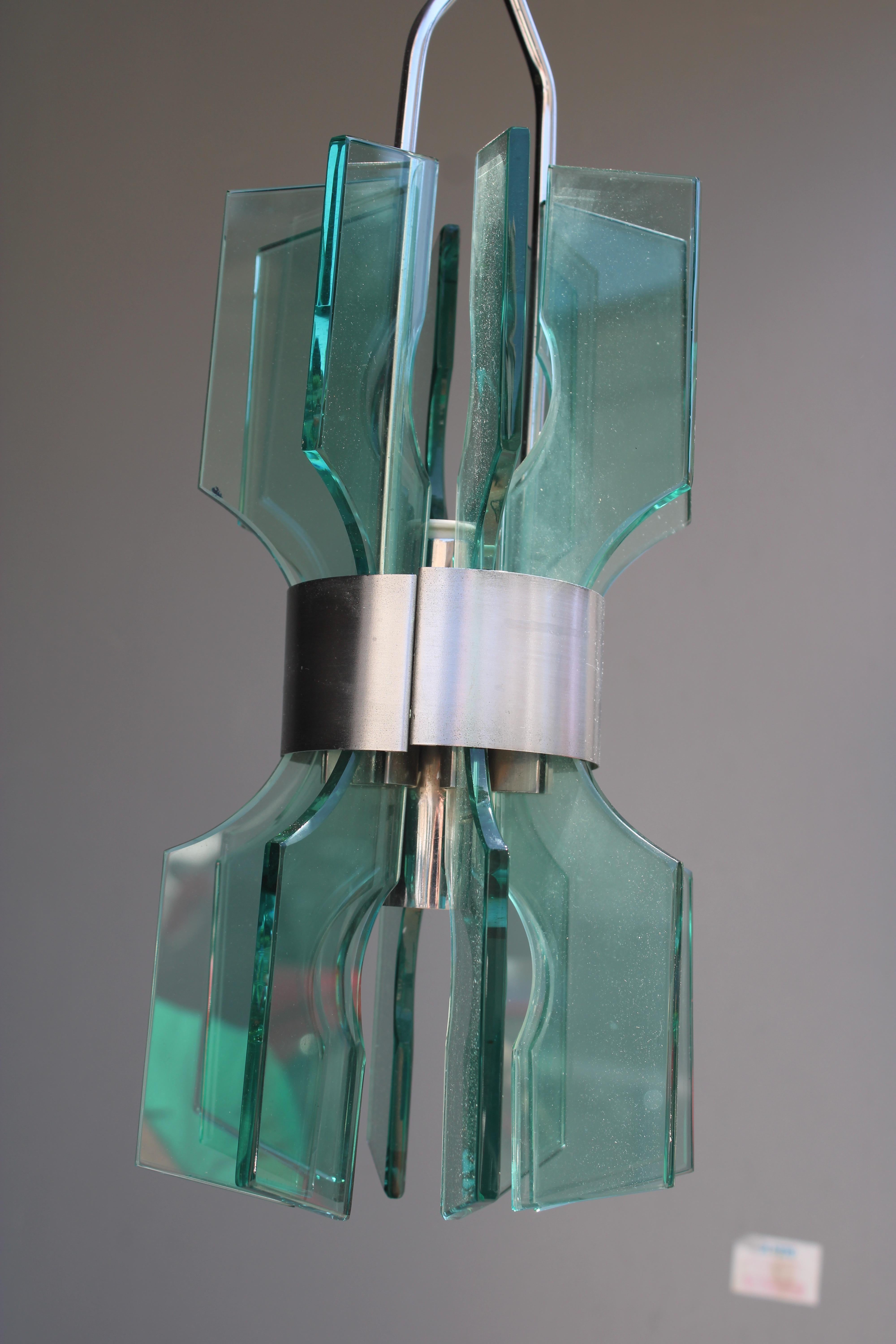 Mid-Century moderno Lampadario Minimale piccolo Veca in Cristallo colore verde 1960 Italia in vendita