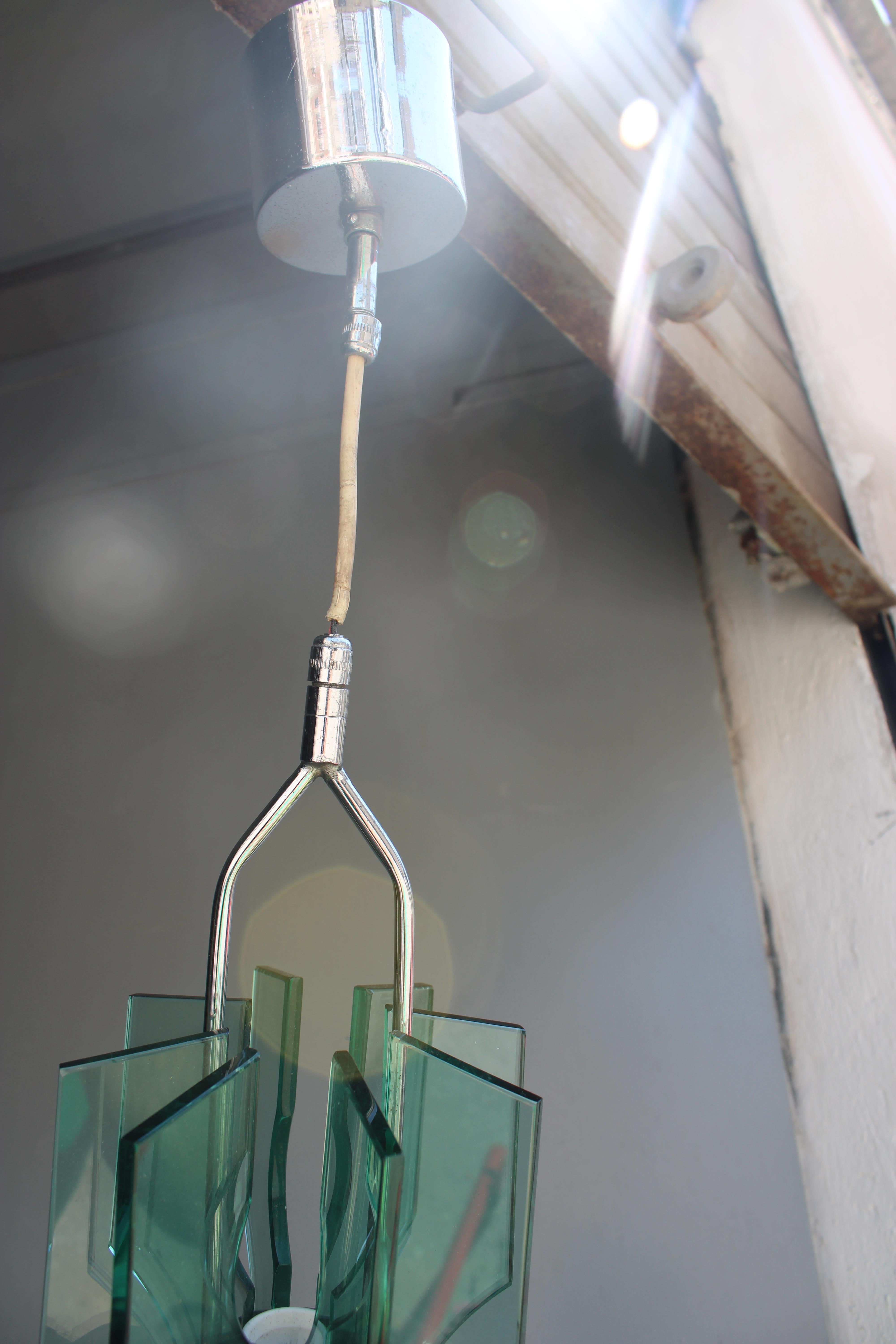 Lampadario Minimale piccolo Veca in Cristallo colore verde 1960 Italia in vendita 3