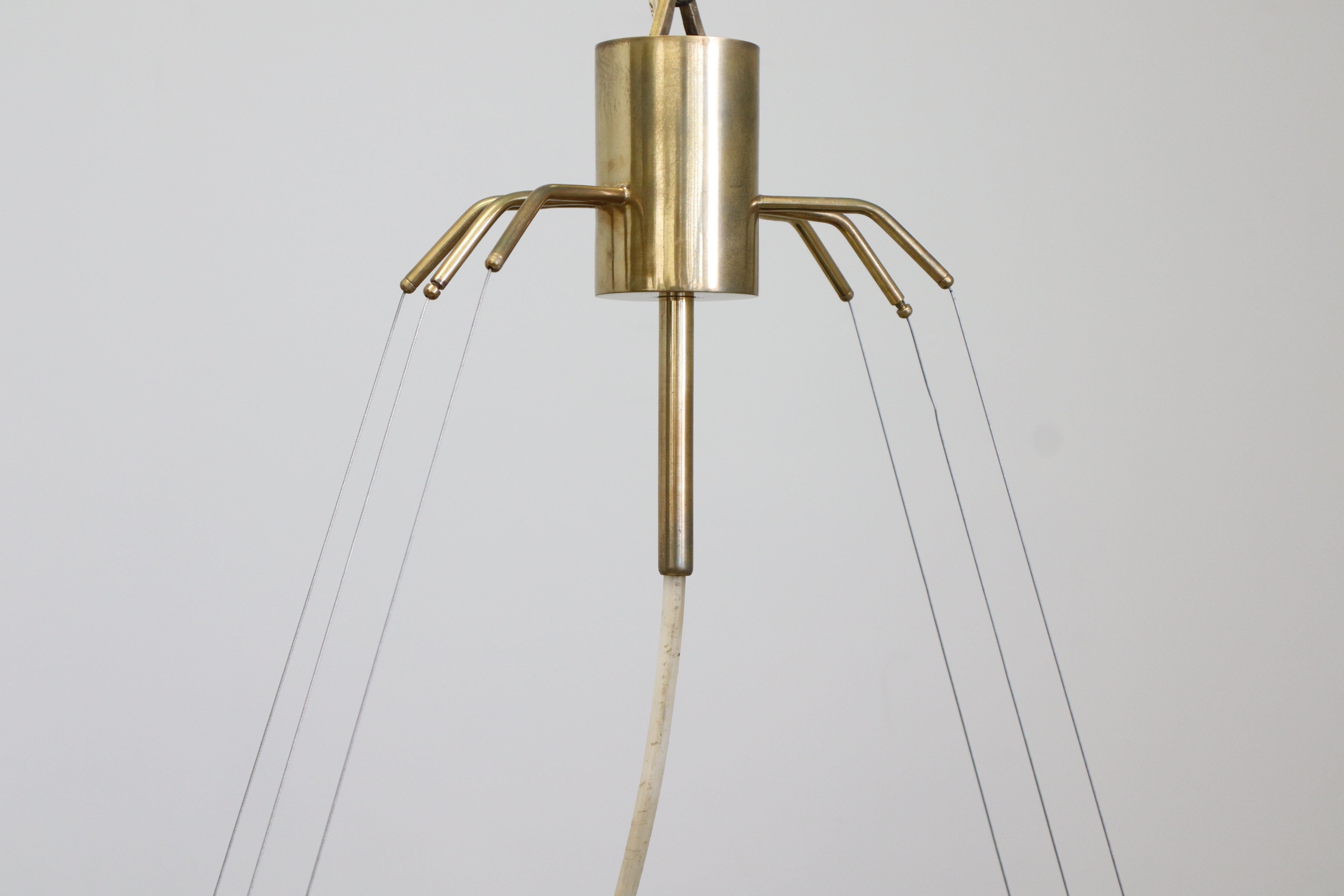 Lustre mod.12600, Ettore Sottsass Arredoluce Laiton, plexiglas  aluminium 1957 en vente 10