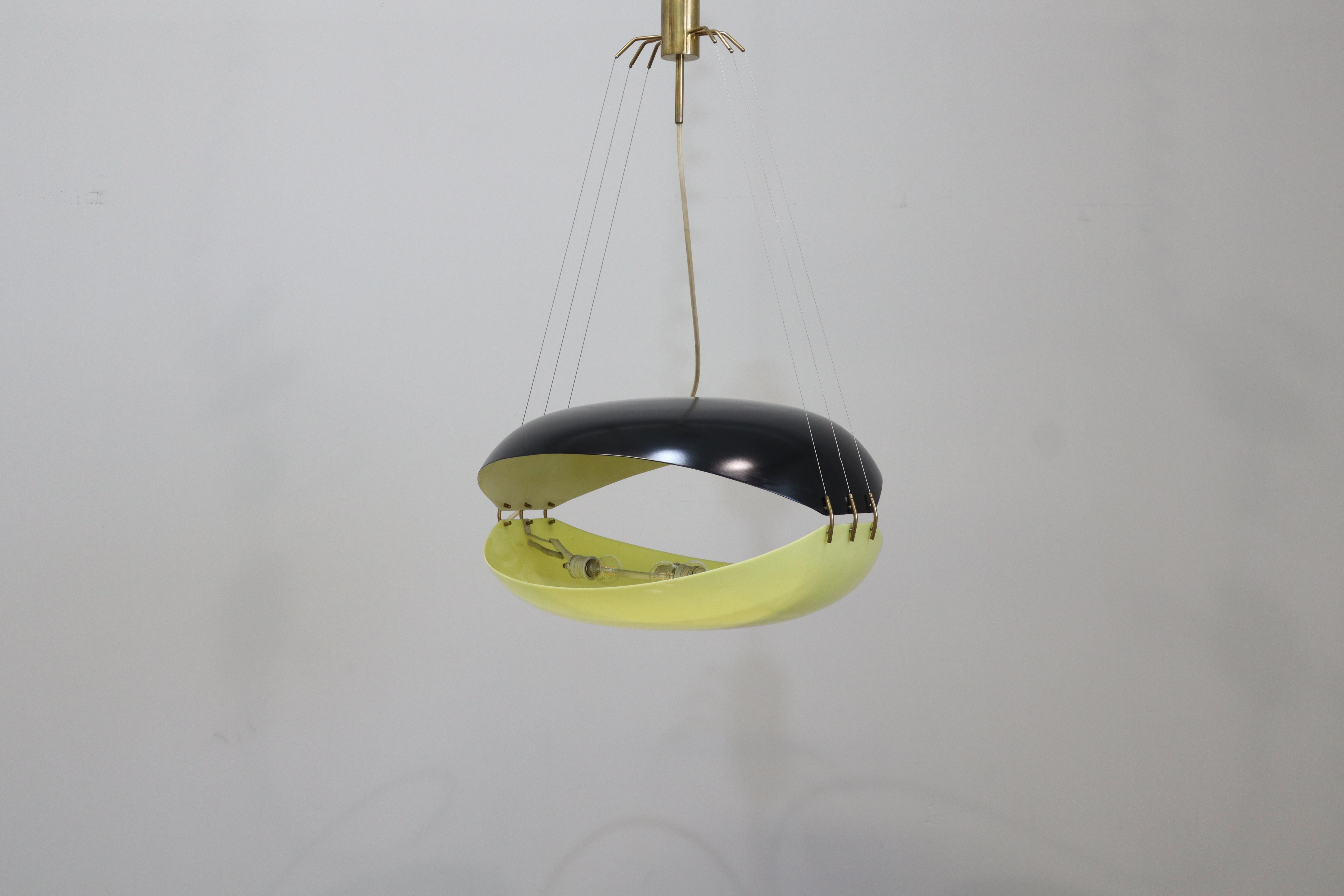 Italian Lustre mod.12600, Ettore Sottsass Arredoluce Laiton, plexiglas  aluminium 1957 en vente