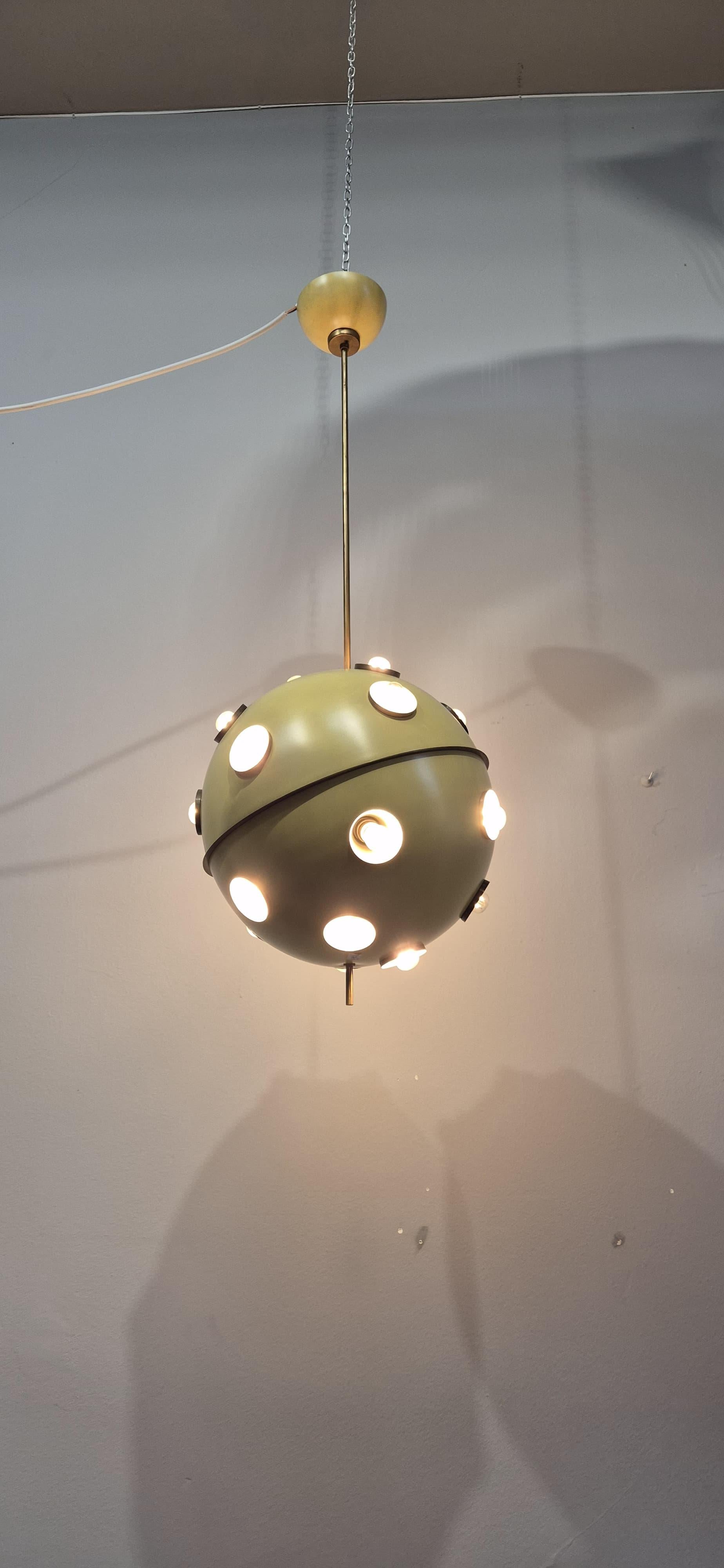 Smaltato Lampadario Modello 551 di Oscar Torlasco per Lumi in vendita
