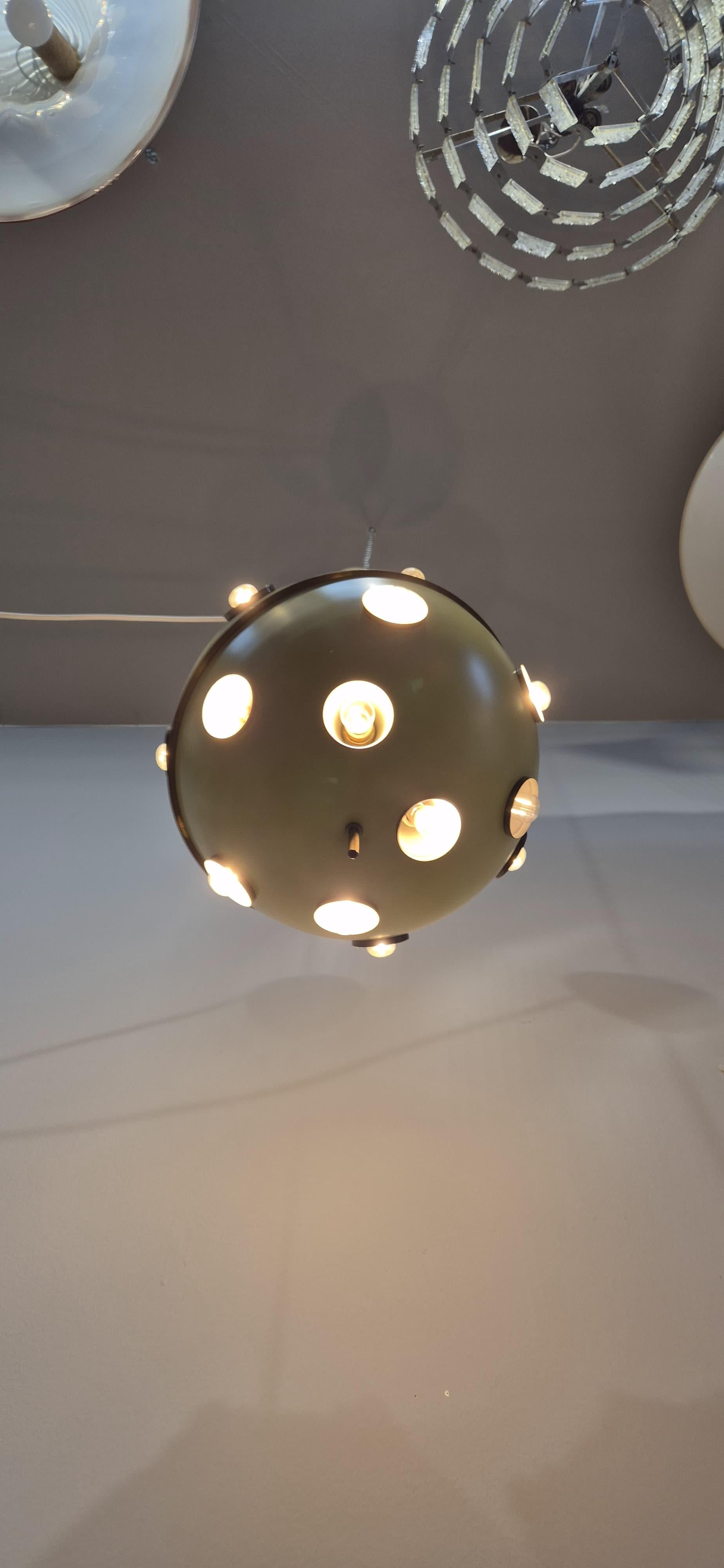 Mid-20th Century Lampadario Modello 551 di Oscar Torlasco per Lumi in vendita