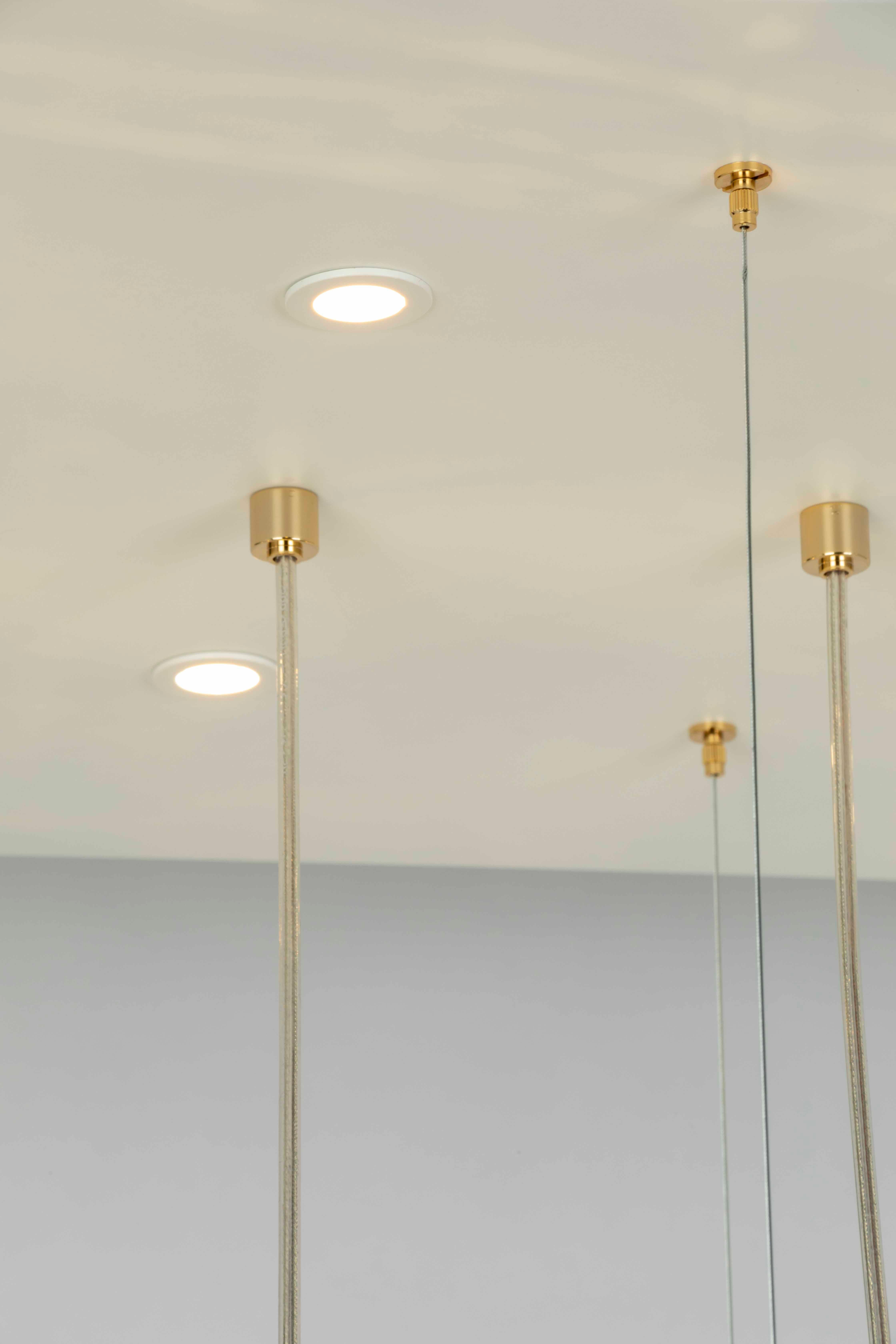 Moderno Lampadario moderno pendenti petali vetro in trasparente e oro lucido in vendita
