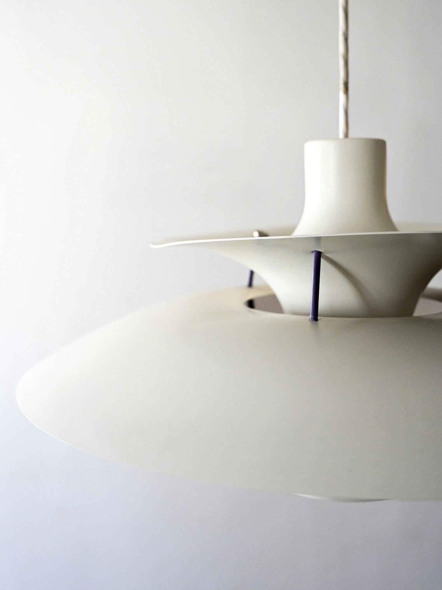 Lámpara PH 5 blanca de Poul Henningsen Danish en venta