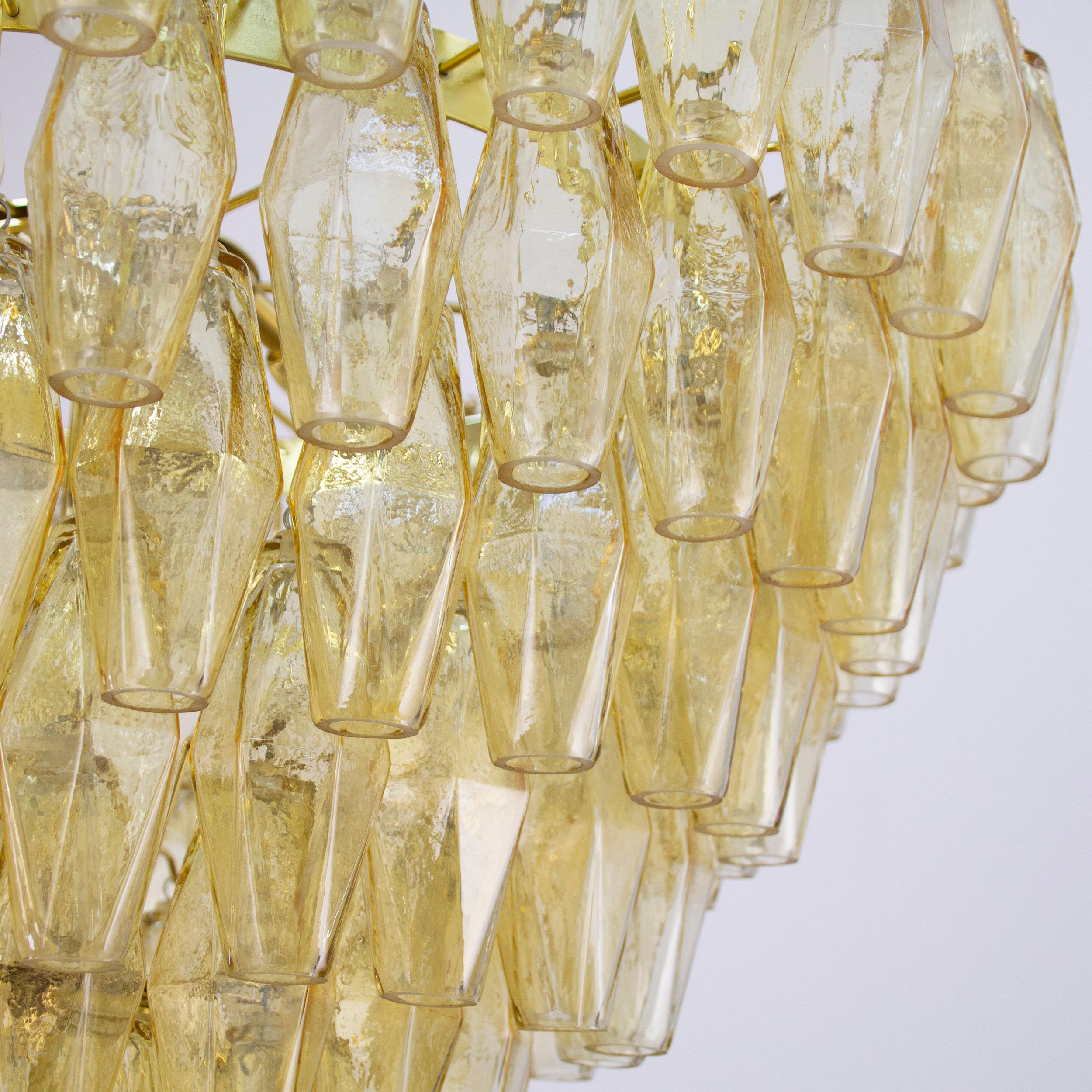 Lampadario poliedri giallo in vetro di Murano ispirato al mid-century italiano For Sale 4