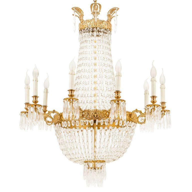 Reggia 10-light chandelier with crystal drops In New Condition For Sale In Firenze, FI