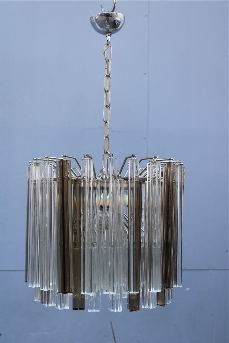 particular 1970s Italian venini chandelier round with gray and clear glass in the shape of a four-leaf clover