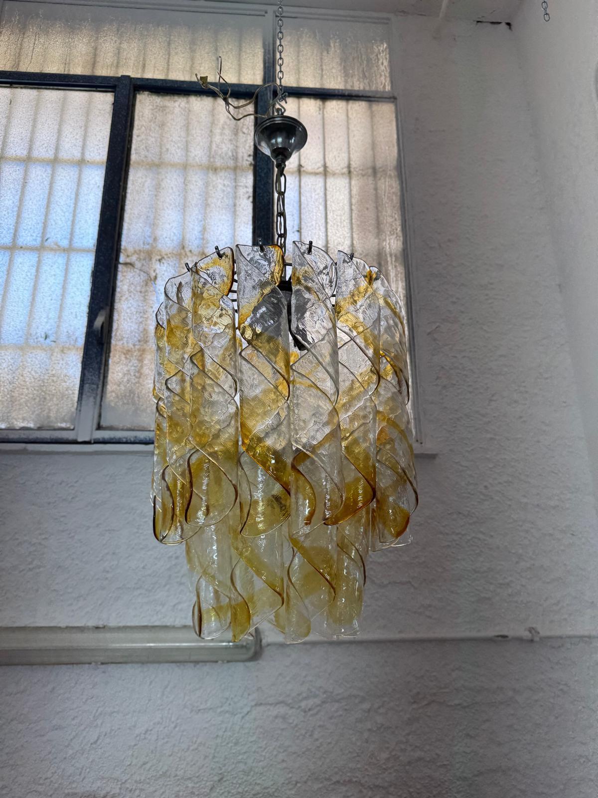 Vintage Murano glass Torciglioni chandelier by  Mazzega, Italy, 1970s For Sale 1