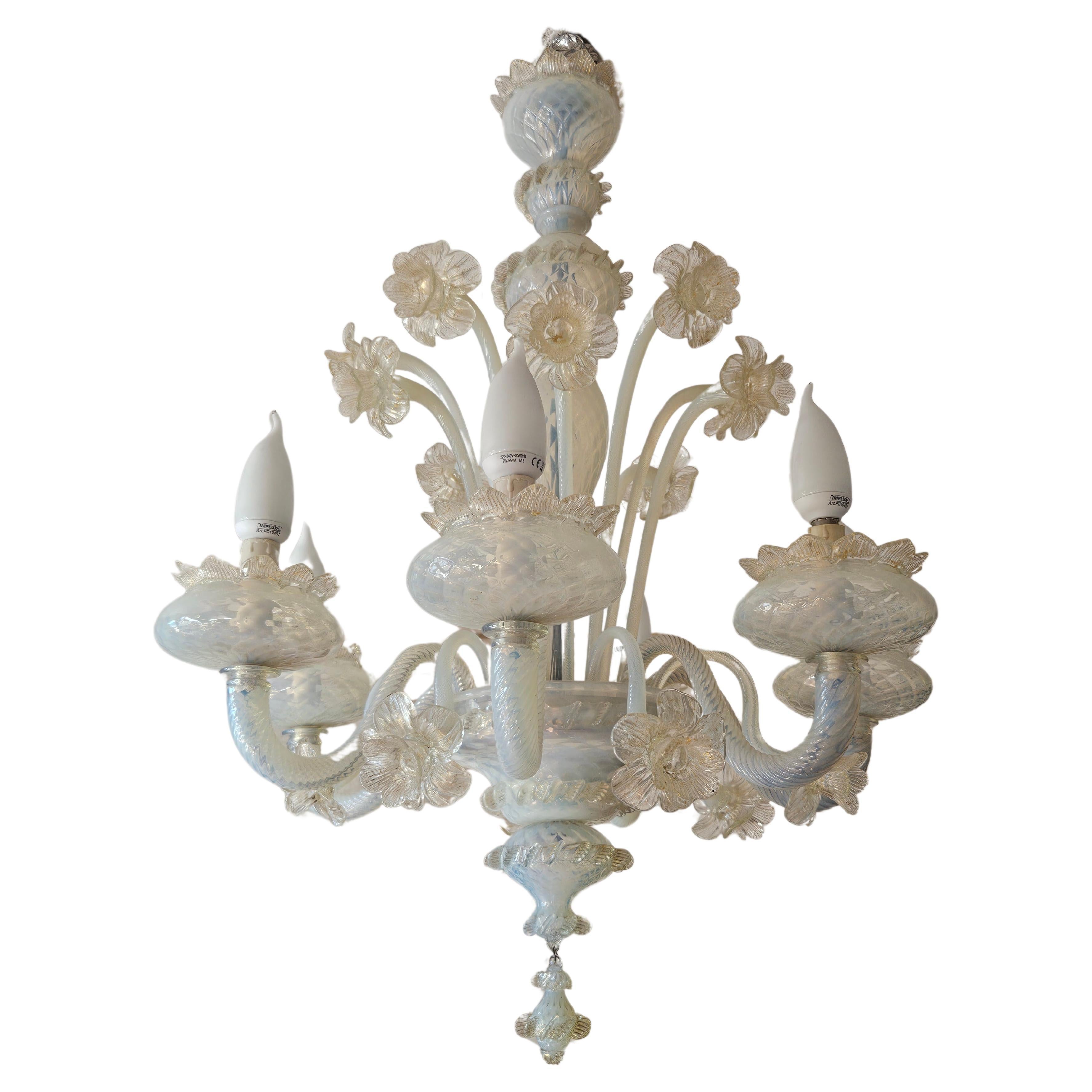 Venetian Murano glass chandelier decorated with flowers and with six points of light For Sale