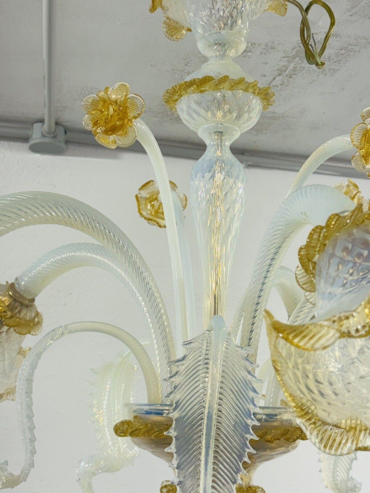 Lustre en verre vénitien tissé à la main Design moderne en vente 3