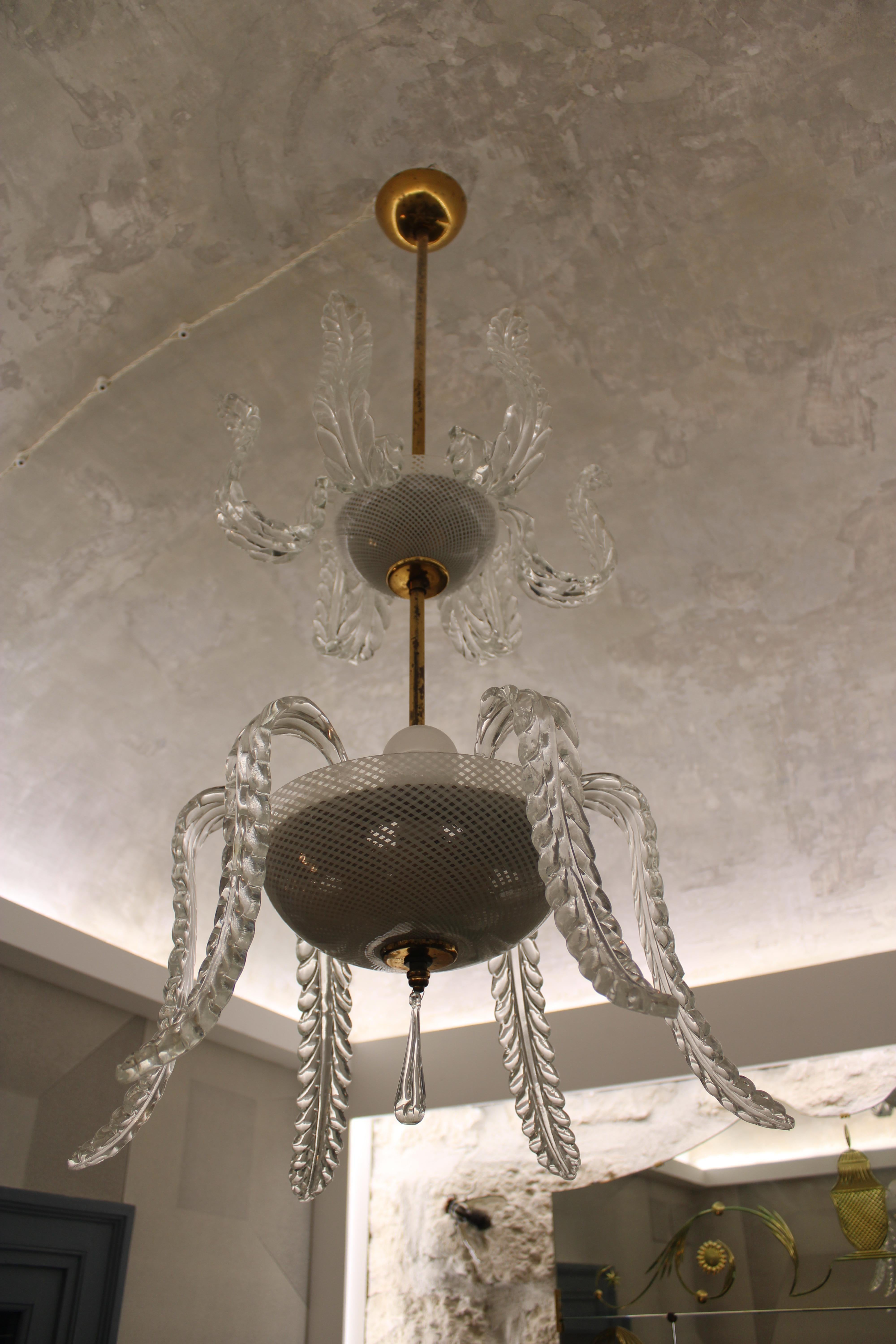 Lampadario Venini a cascata  1950 In vetro di Muranno Reticello e Ottone in vendita 4